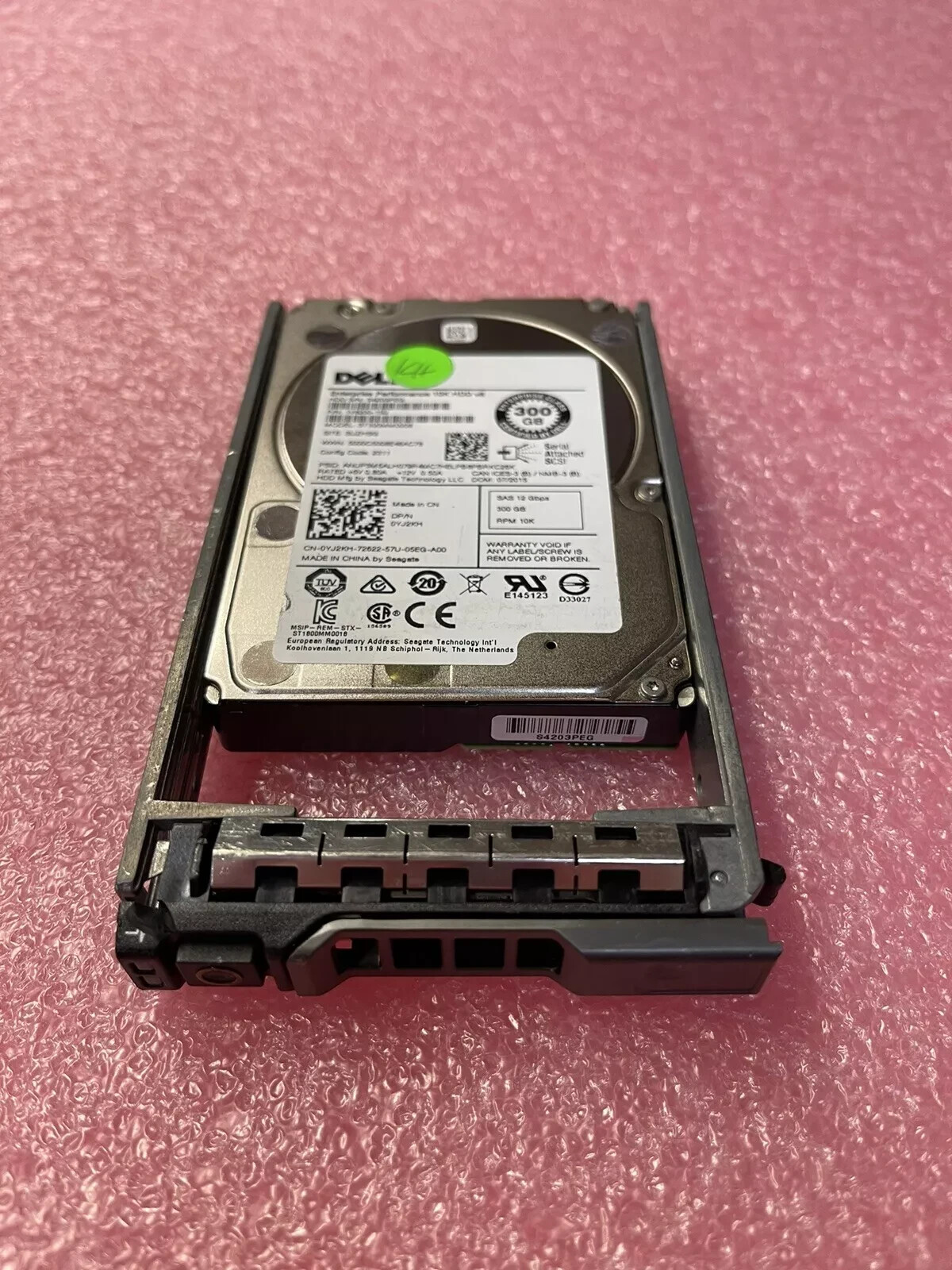 YJ2KH DELL 300GB 10K 2.5″ 12GBPS SAS HDD