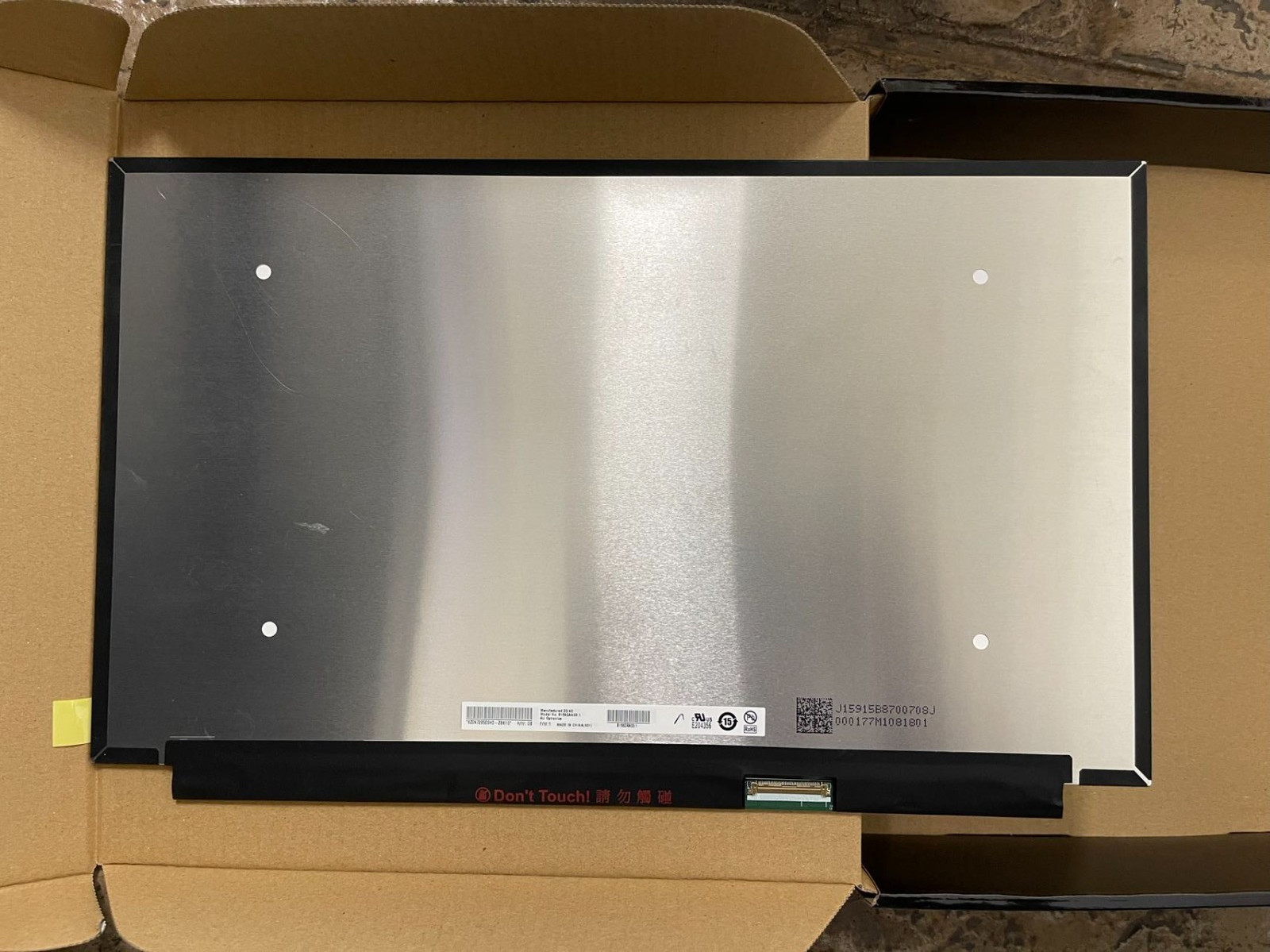 B156ZAN03.1 15.6″ 3840×2160 UHD IPS 4K LCD Screen LED Panel 40Pins KL.15605.046