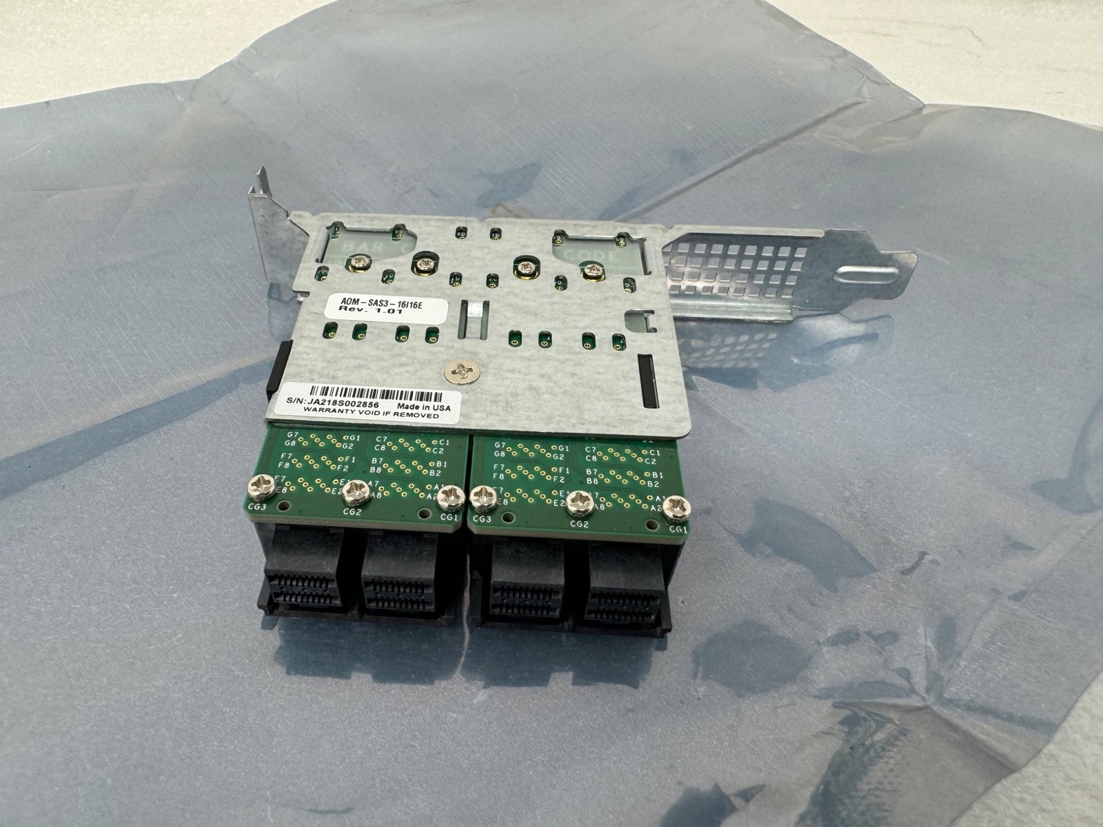Supermicro AOM-SAS3-16I16E Internal to External Cable Adapter 16-Port MiniSAS