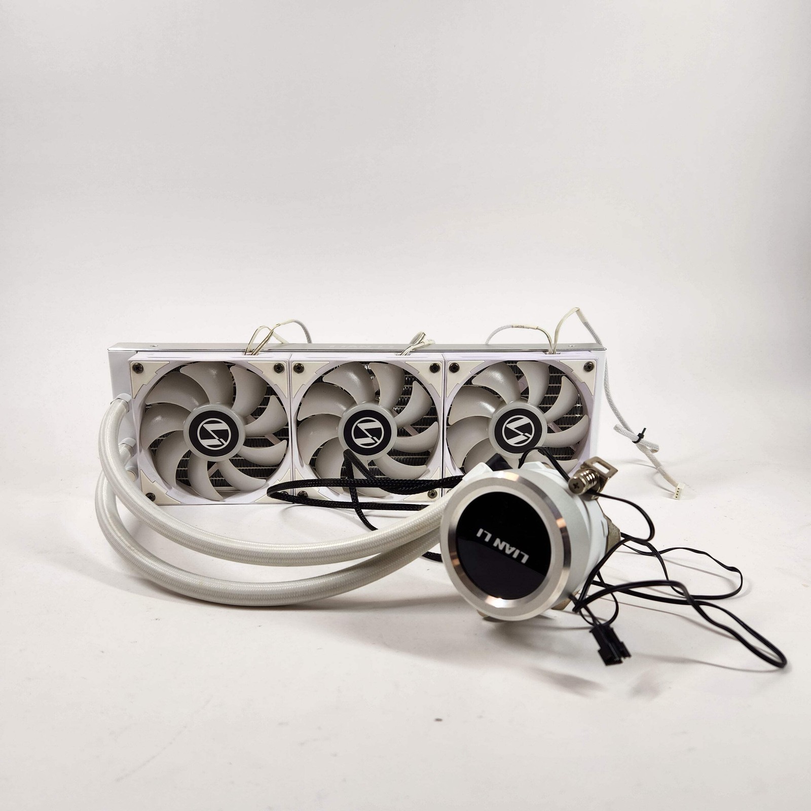 Lian Li Galahad AIO 360 White CPU COOLER For PC