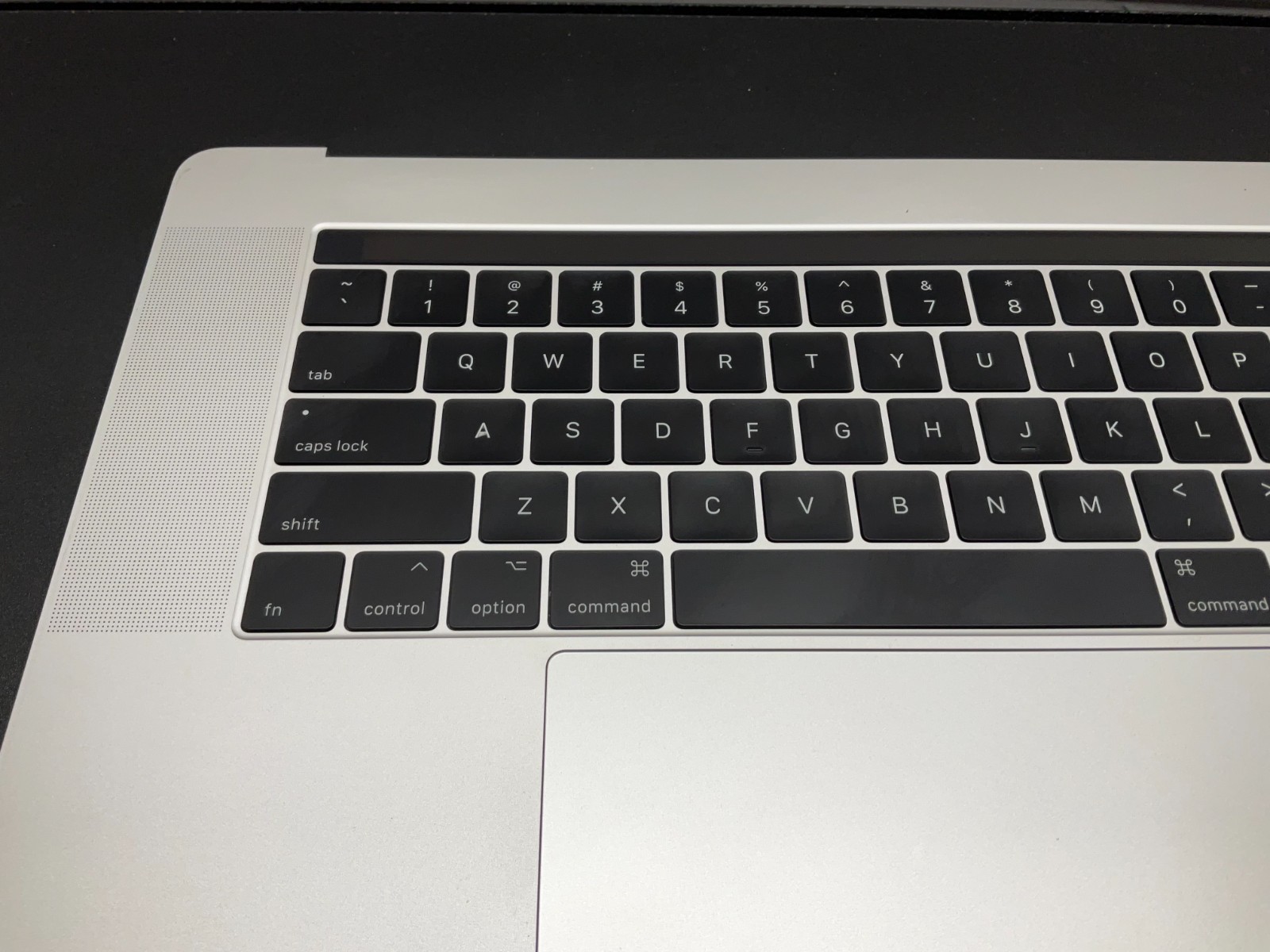 MacBook Pro 15″ A1707 Top Case + Touchpad +Keyboard +Battery+Fan +Speaker
