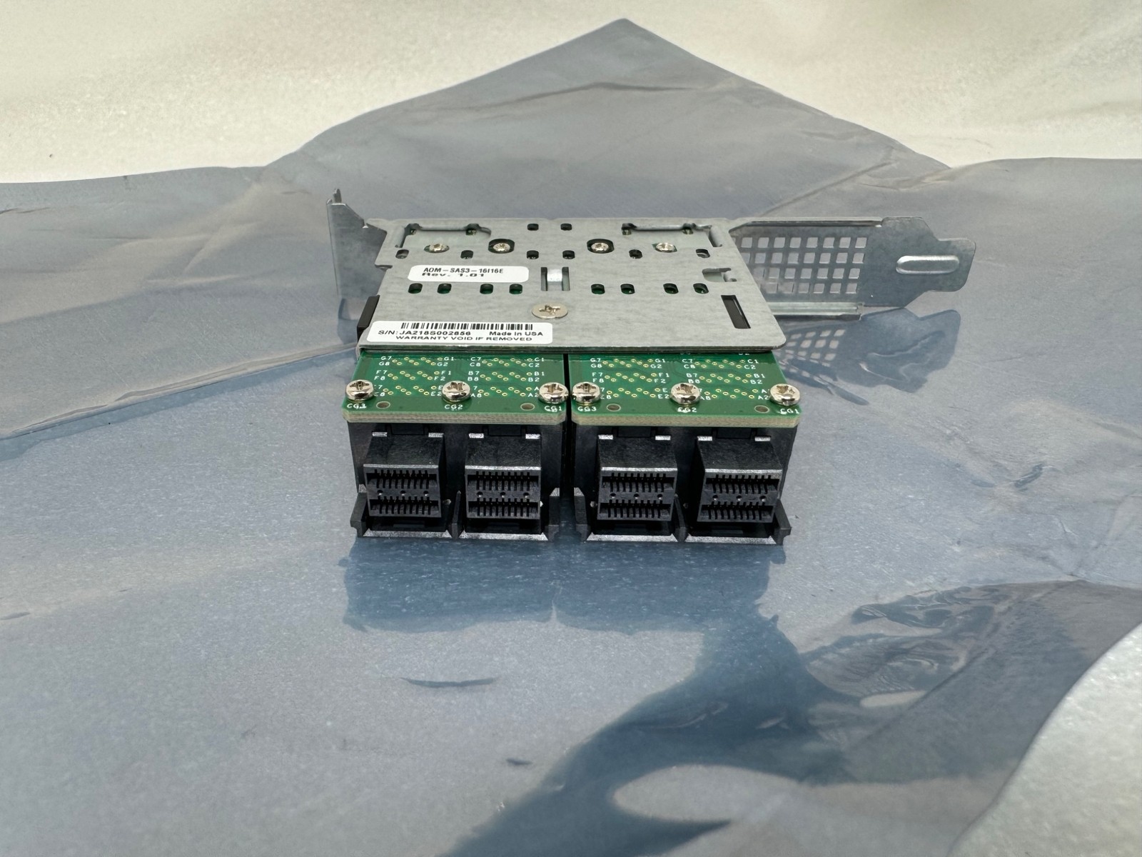 Supermicro AOM-SAS3-16I16E Internal to External Cable Adapter 16-Port MiniSAS