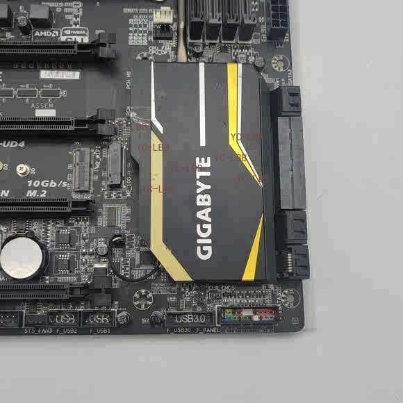 FOR GIGABYTE GA-X99-UD4 DDR4*8 LGA 2011-V3 128GB ATX Motherboard Test OK