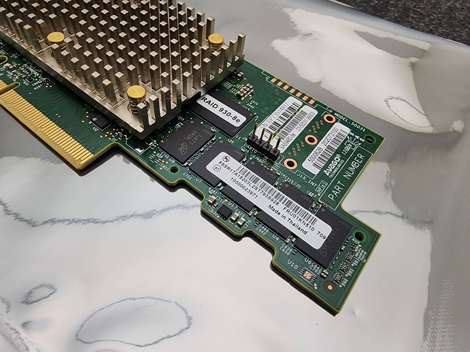 Broadcom MegaRAID SAS9480-8e PRAID EP540e SAS RAID Card 930-8e