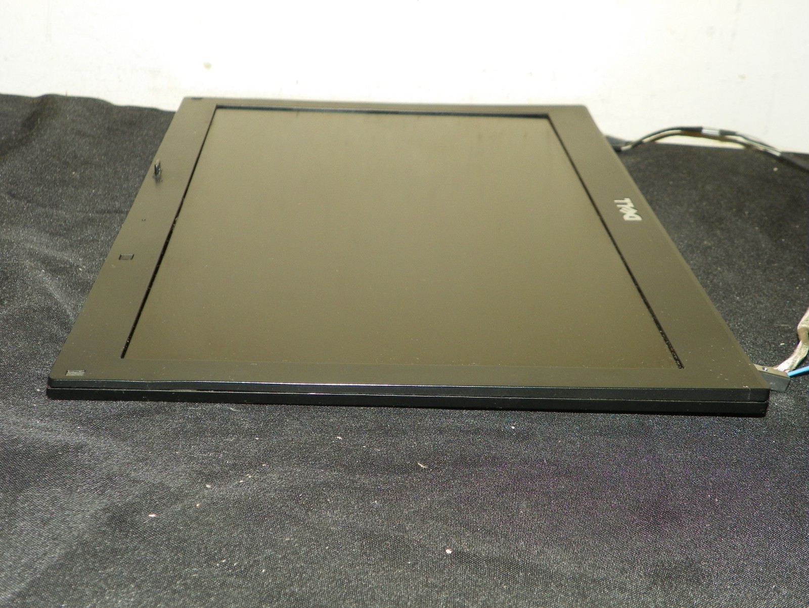 OEM Dell Latitude E6400 14.1” WXGA+ 1440×900 LED BL LCD Screen Display Assembly
