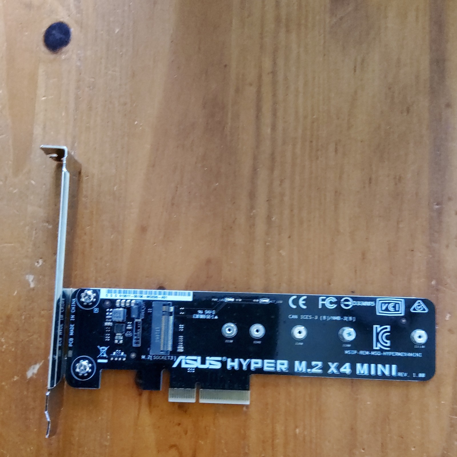 ASUS Hyper M.2 X4 Mini PCIe Expansion Card, M.2 Interface, 1-Port