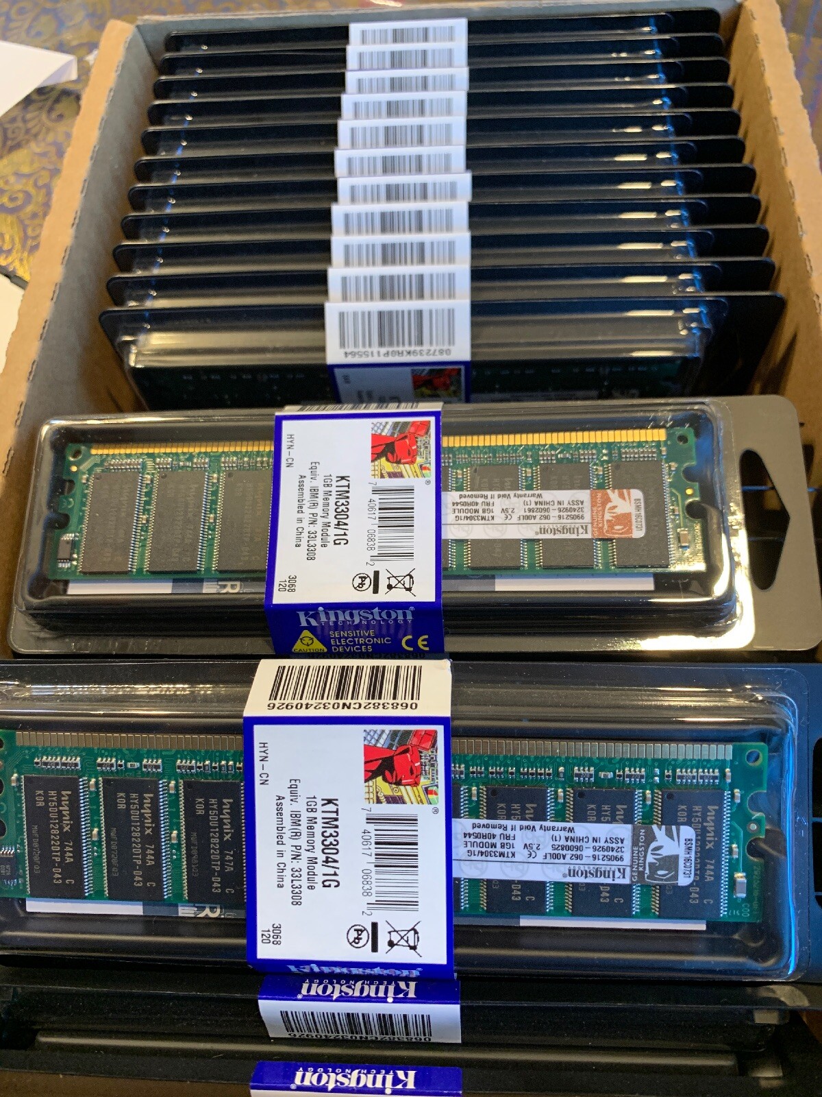 IBM 436 Computer 2X1GB (2GB Total) KTM8854/1G KTM8854