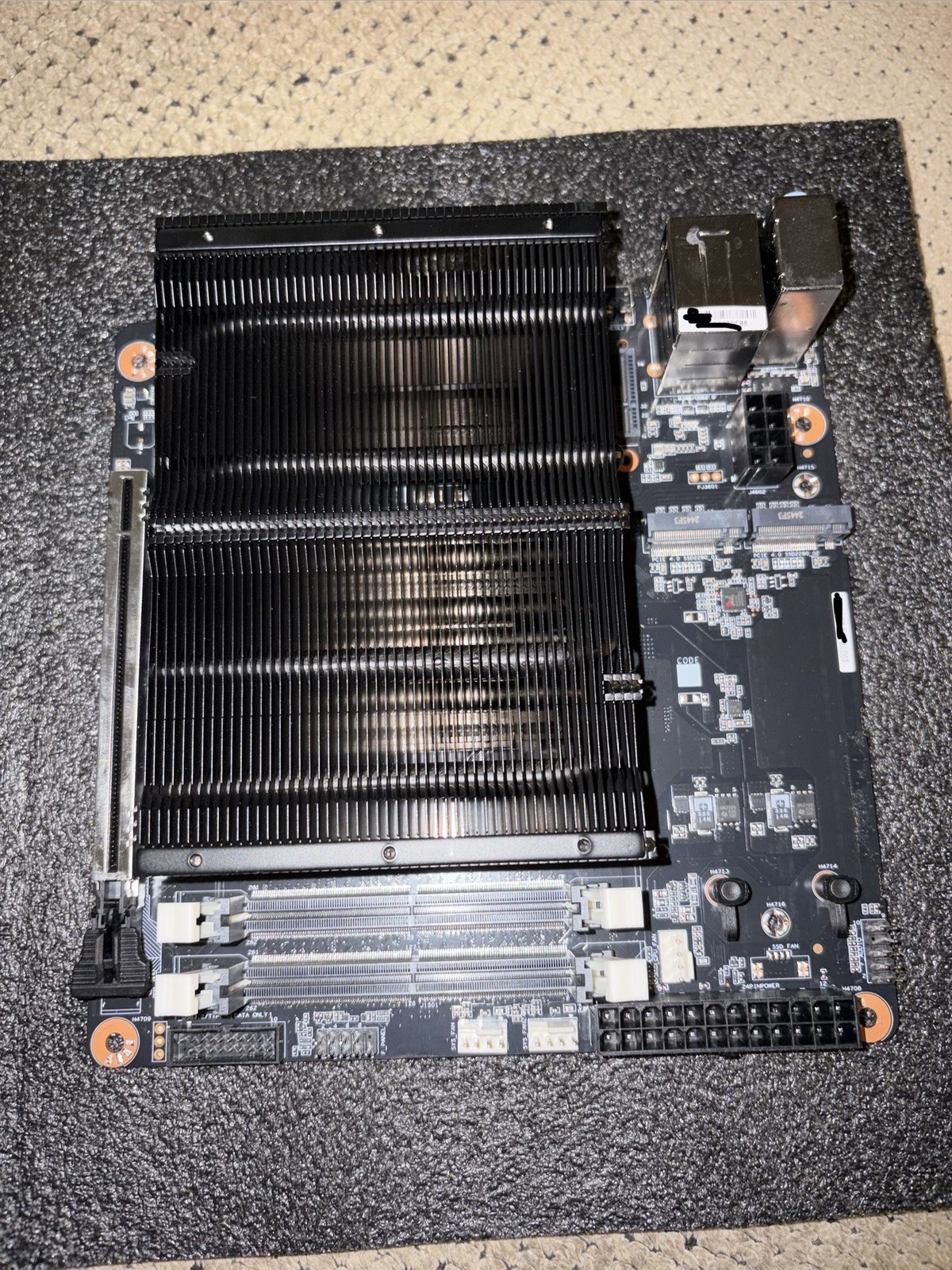 MINISFORUM BD795i SE Mini ITX Motherboard, AMD Ryzen 9 7945HX 16-core CPU – RARE