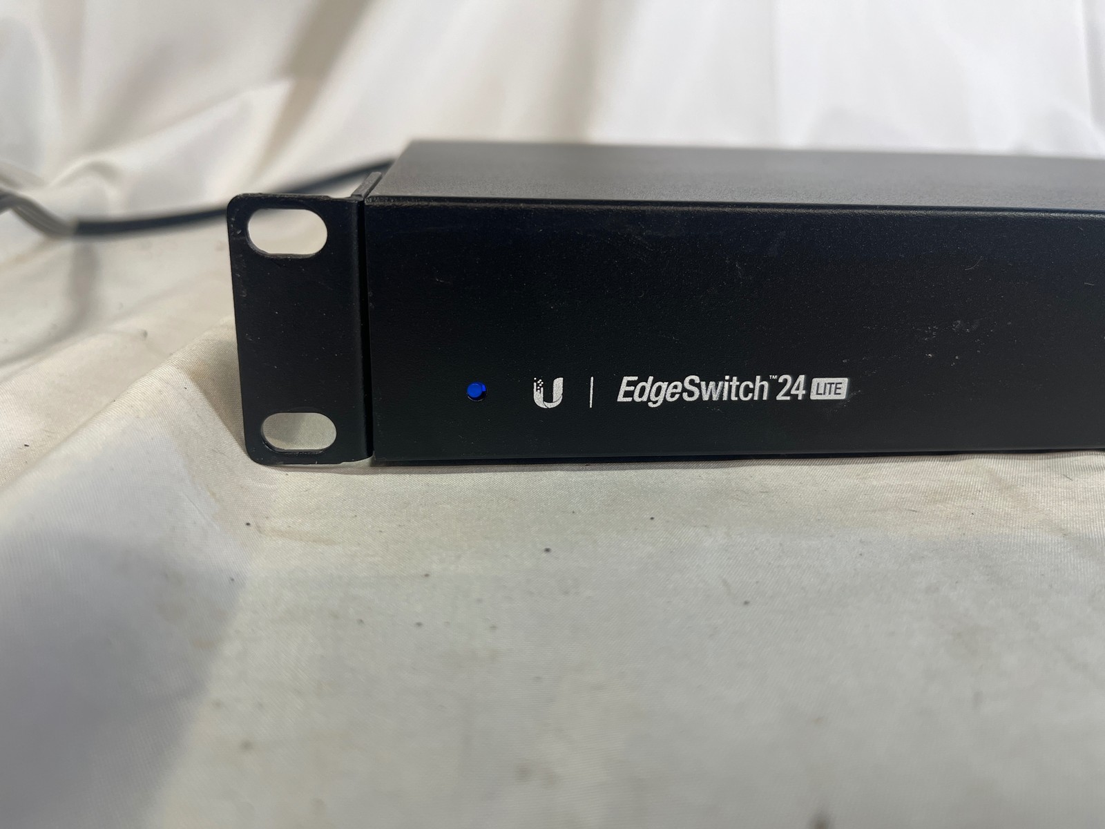 Ubiquiti EdgeSwitch ES-24-Lite 24-Port Gigabit Switch + 2 SFP
