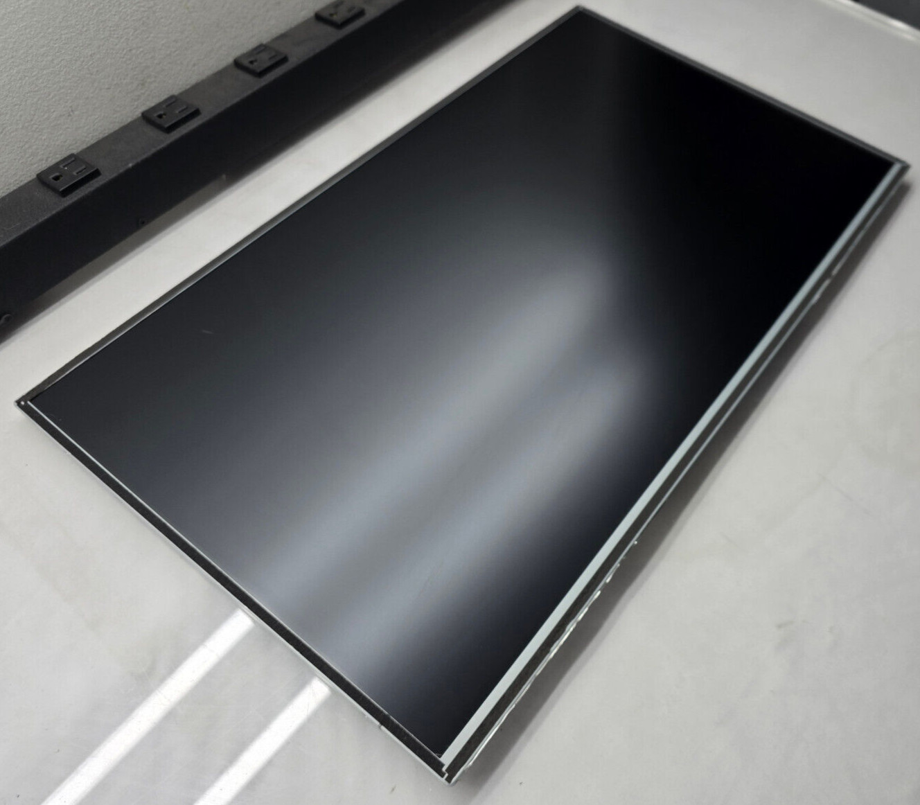 LG Display 23.8″ Full-HD 1920×1080 LCD 2MP8W PV92P LM238WF1(SL)(K1) 30 Pin Gd A