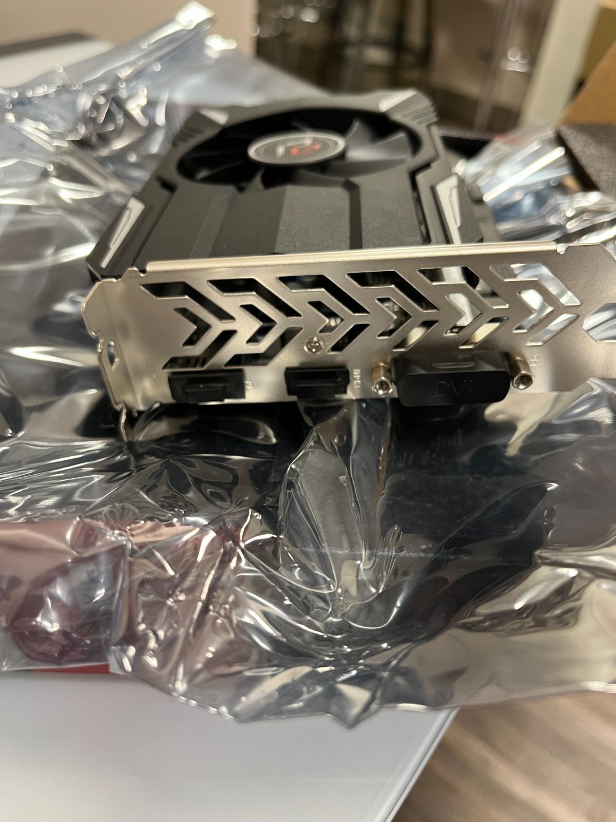 ASRock Phantom Gaming Radeon RX 560 4GB GDDR5 GPU