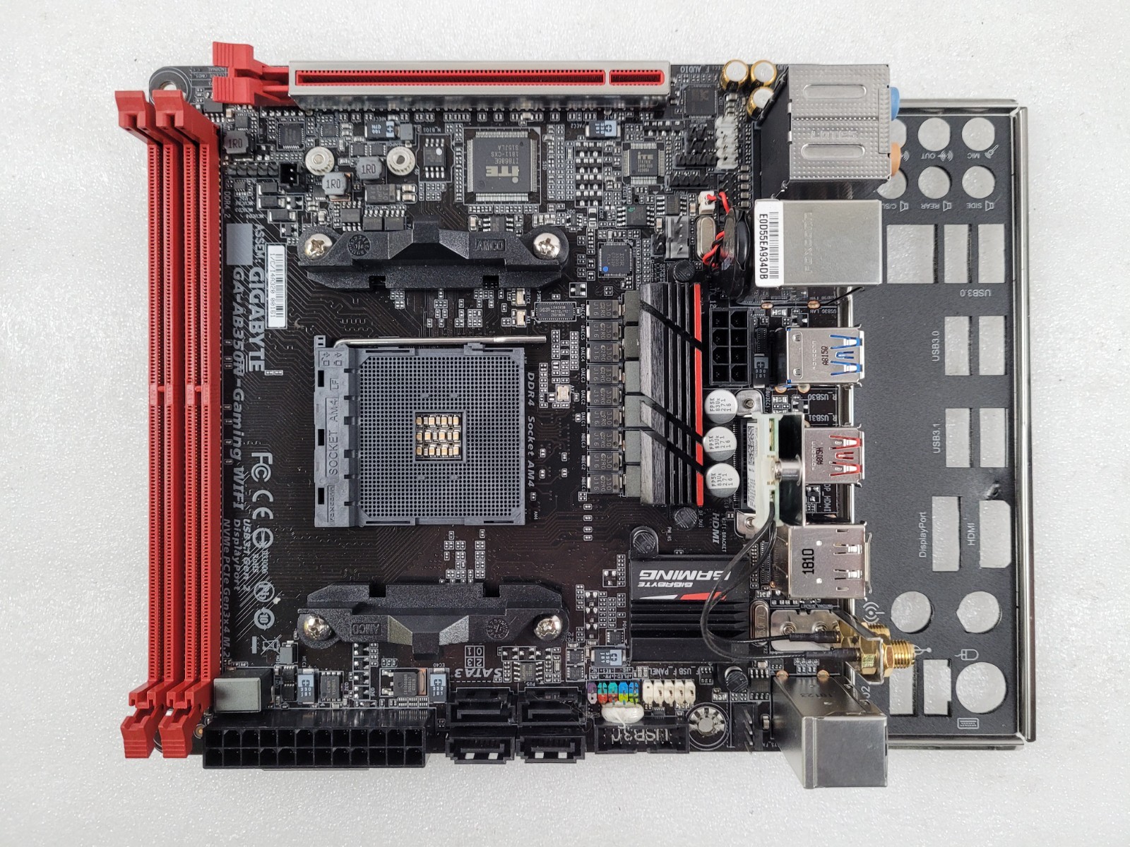 Gigabyte GA-AB350N-Gaming WIFI Motherboard PCI-E3.0 1×M.2 4×SATAIII Mini-ITX