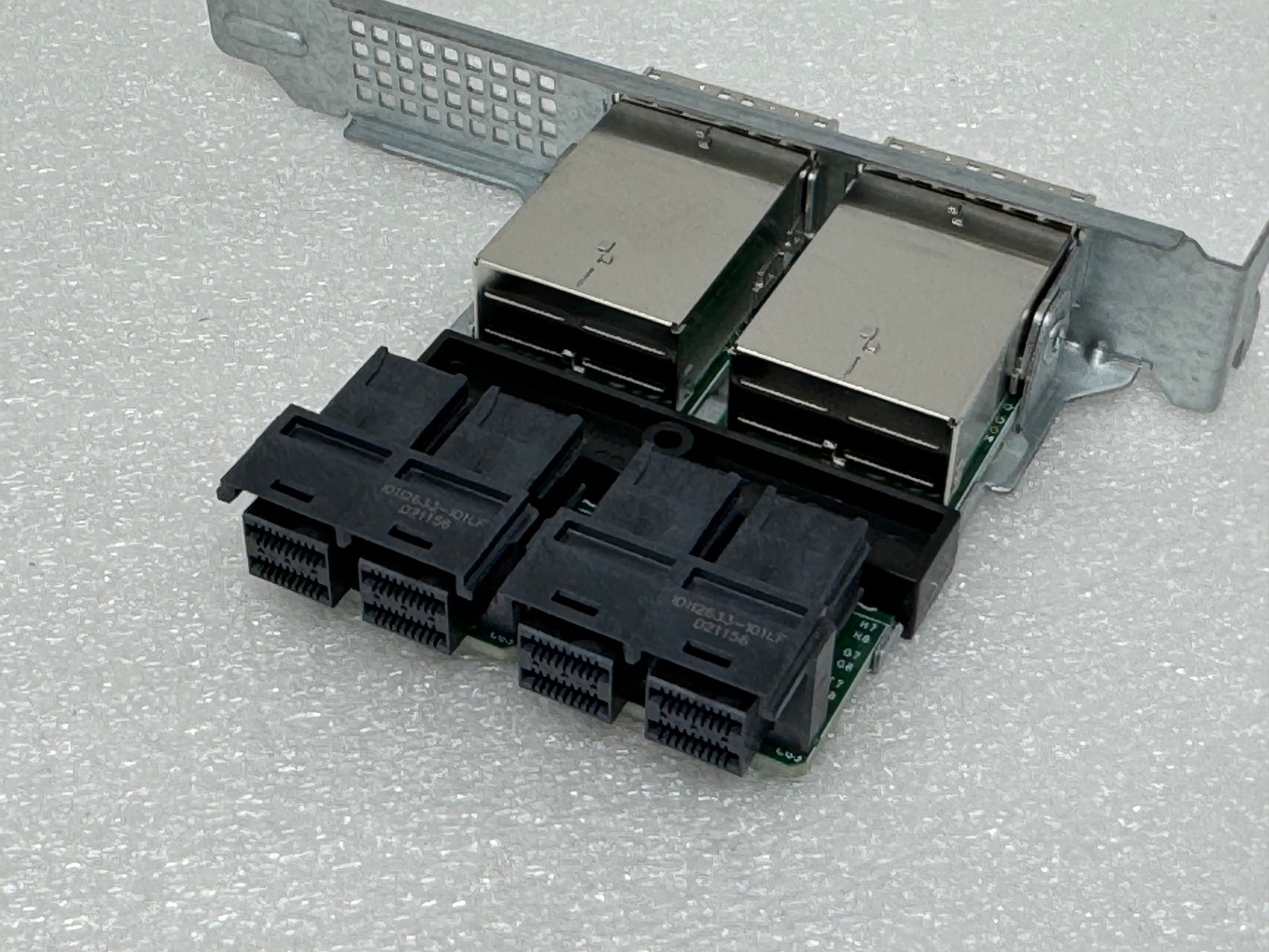 Supermicro AOM-SAS3-16I16E Internal to External Cable Adapter 16-Port MiniSAS