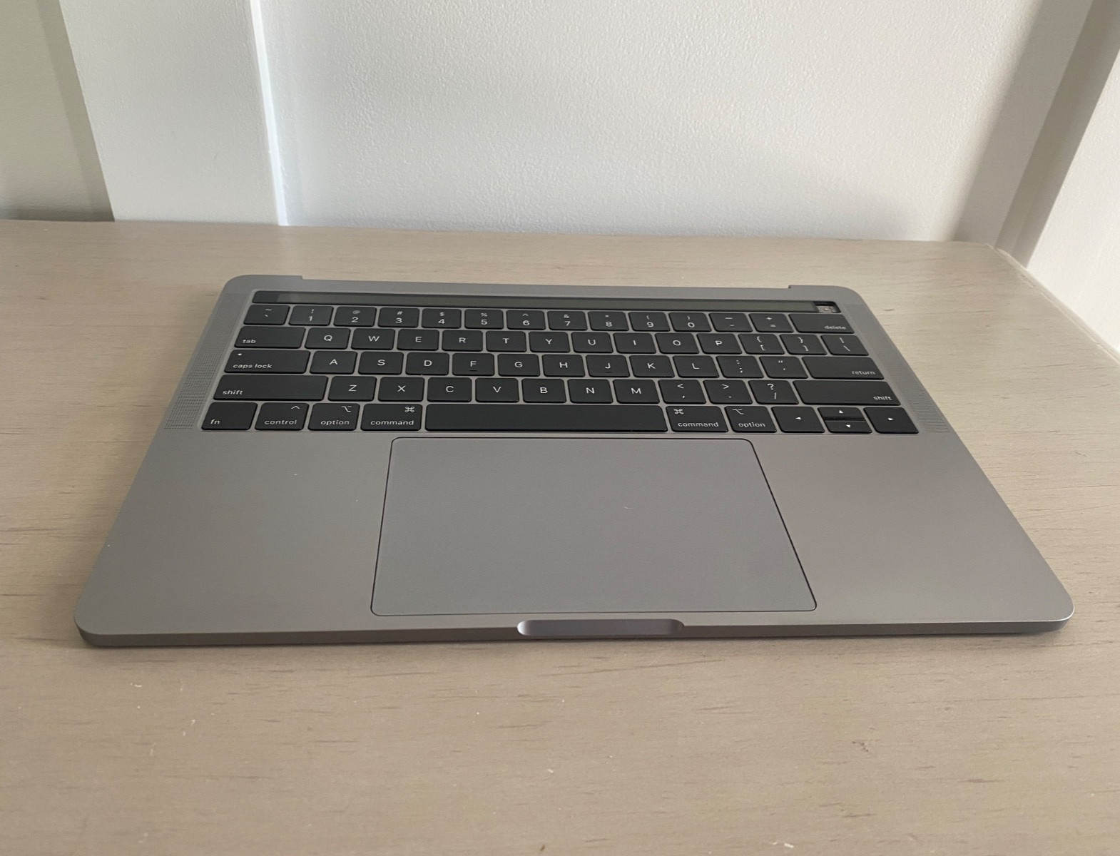 OEM MacBook Pro 13″ A2159 2019 Top Case Keyboard Good Battery (252) – Space Gray