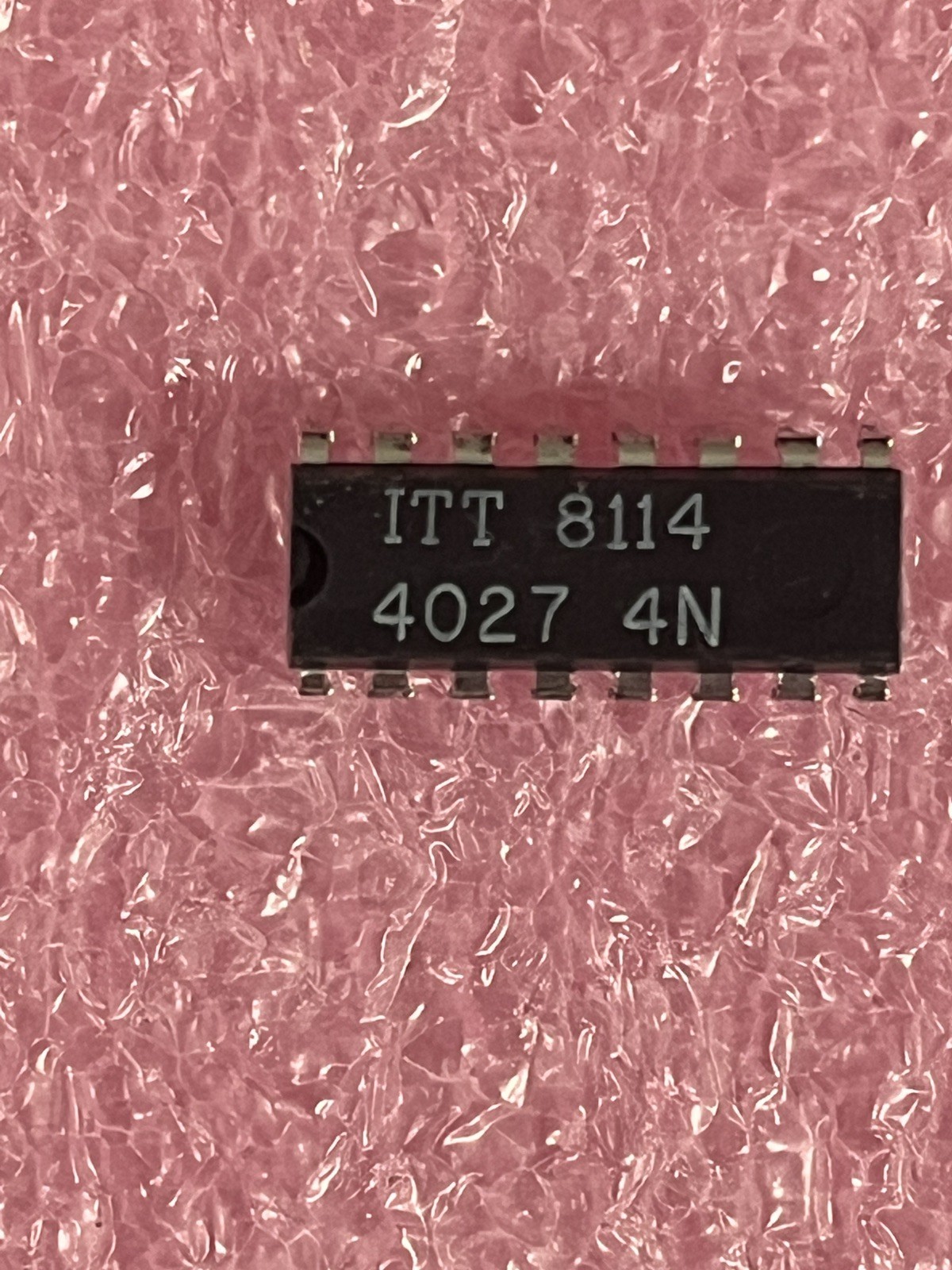 ITT4027-4N 4027-4N 4K X 1 DRAM 250 NS 16 PIN DIP ITT (LOT OF 2)