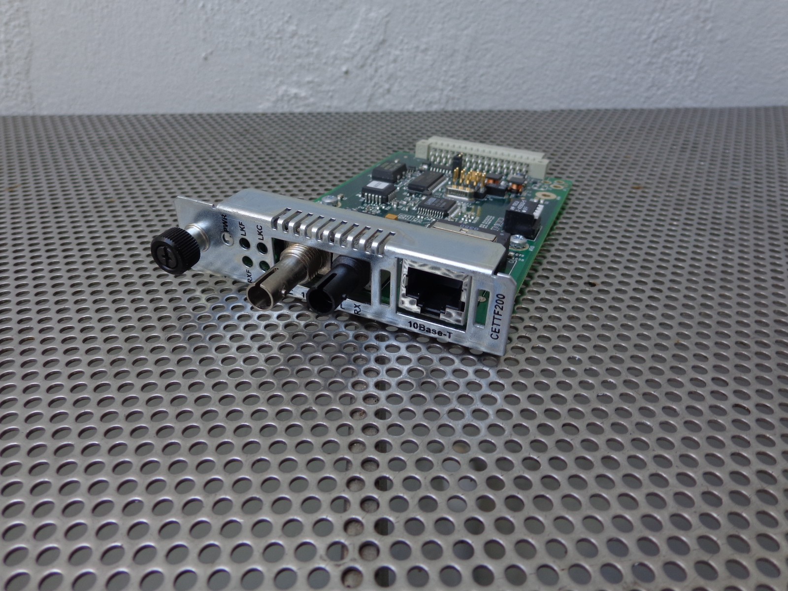 Transition Networks CETTF1012-105 Ethernet Point System 10BASE-T to 10BASE-FL