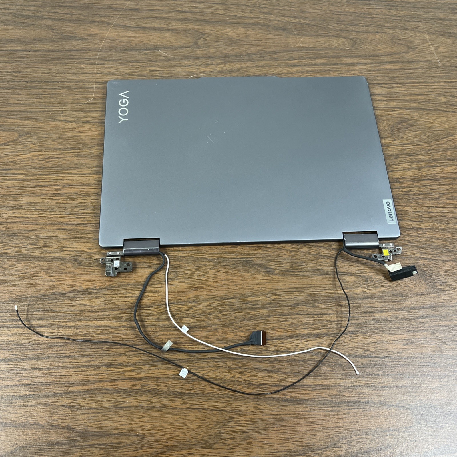 Lenovo Yoga 7 2-in-1 14IML9 14″ LCD Back Cover w/Hinge HQ25202001AQ0