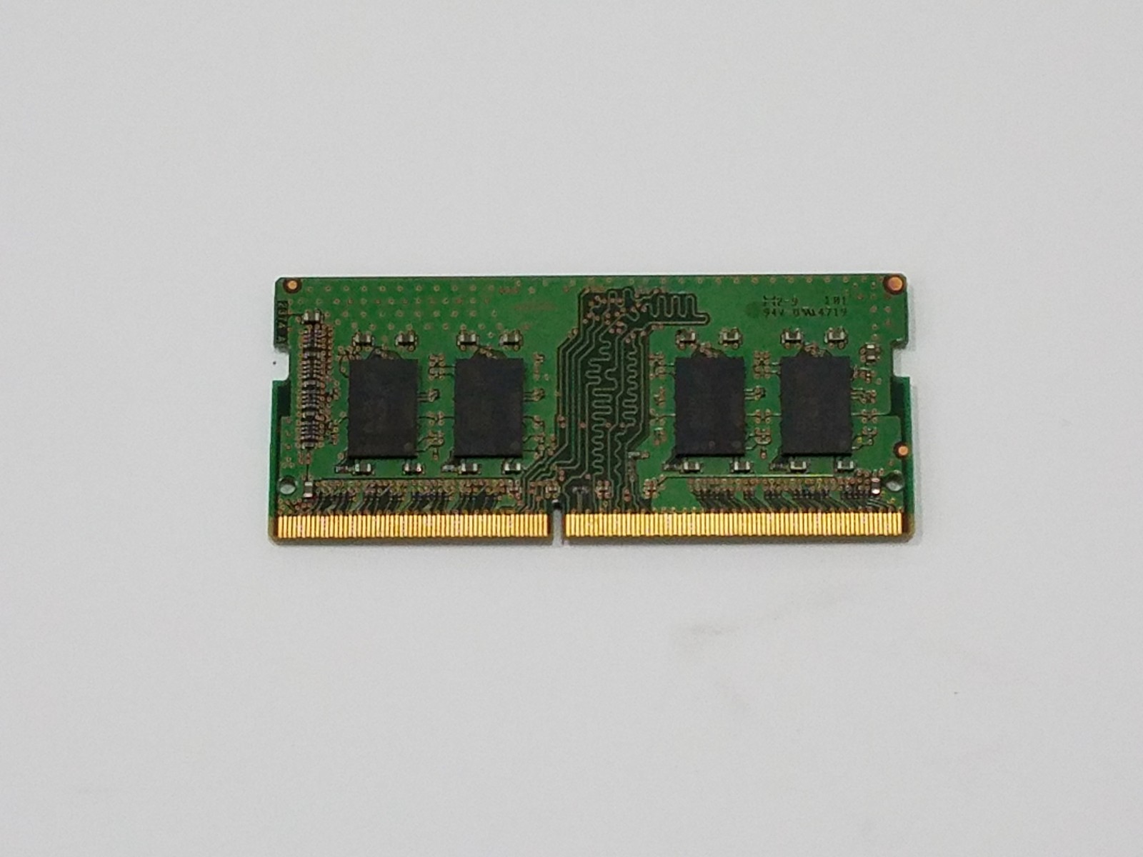 Major Brand 8 GB DDR4-3200 PC4-25600 1Rx8 1.2V SO-DIMM Laptop RAM