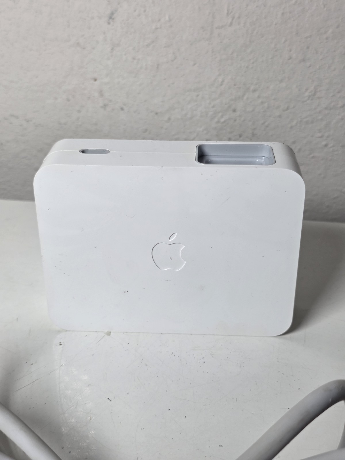 Original Apple A1082 23″ HD Cinema Display 90W Adapter Power Supply A1097