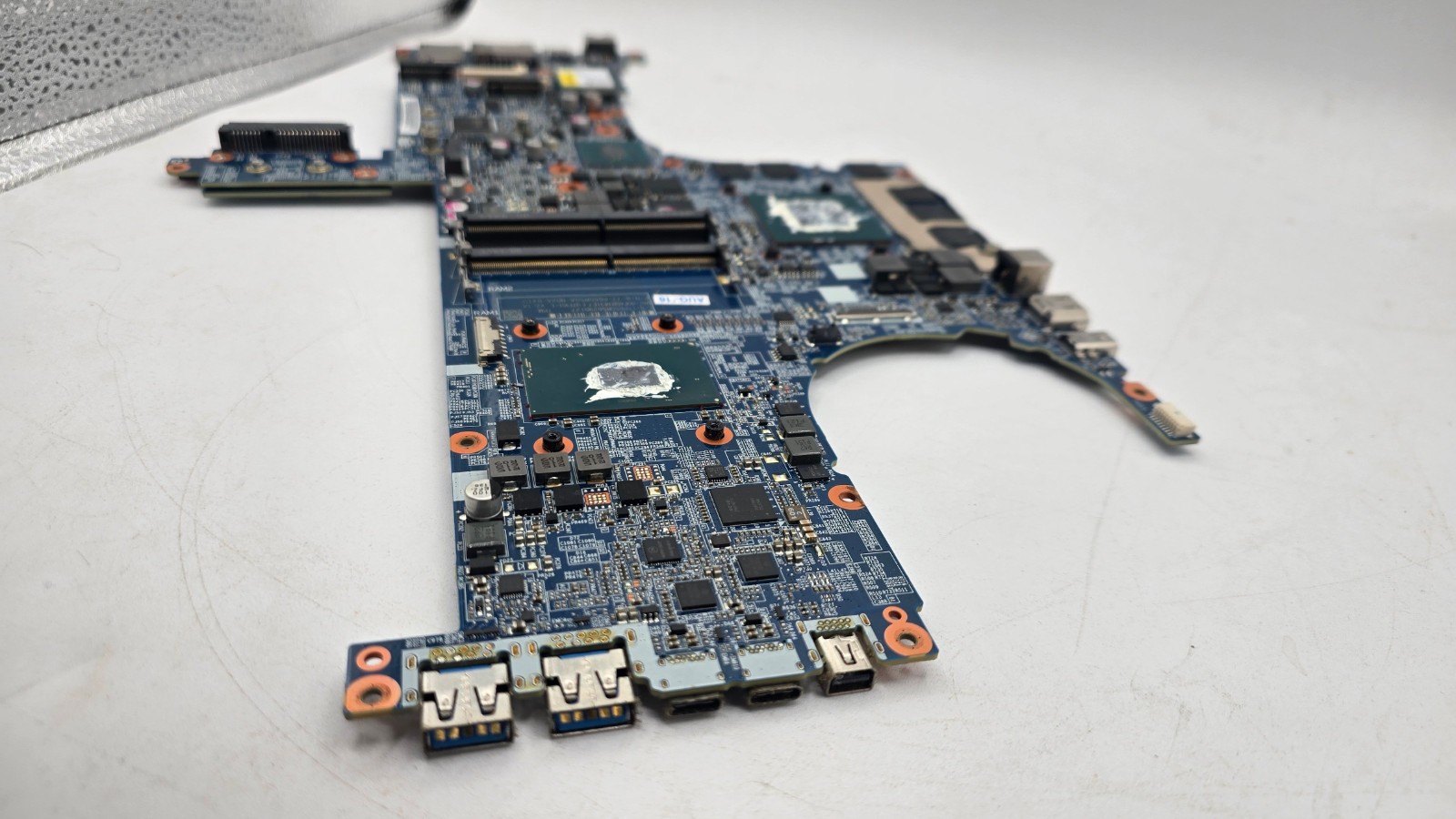 Sager Clevo P650RS 15.6″ Intl i7-6700HQ GTX1070 Motherboard 6-77-P650RSGA-N02A-B