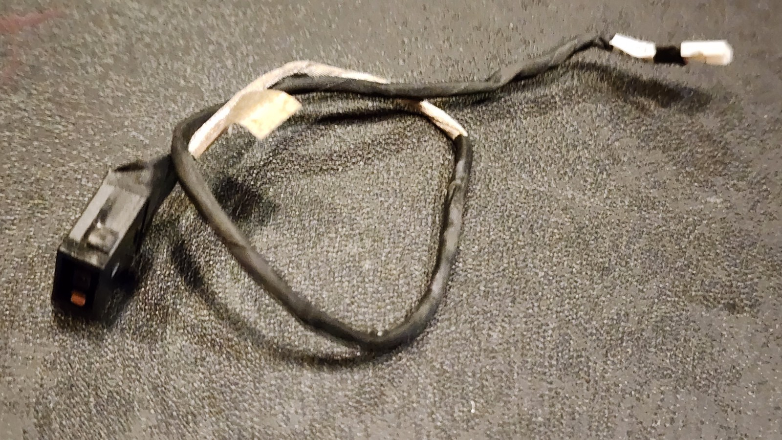 450.00W04.0011 OEM LENOVO POWER DC-IN CONNECTOR EDGE 15 80K9 8684