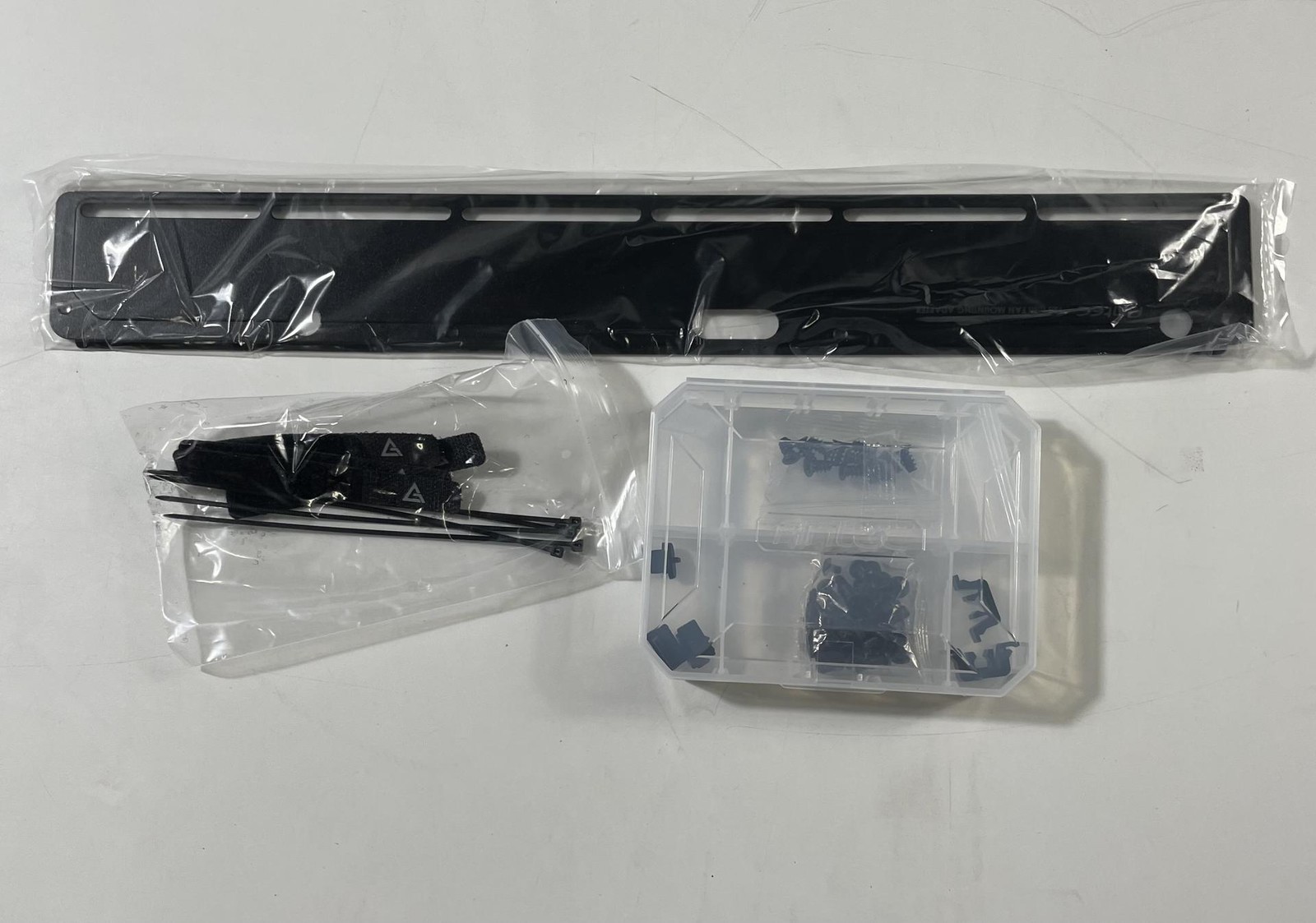 Antec C8 Wood, Fans not Included, Wooden Front Panel, PC Case PC1726929