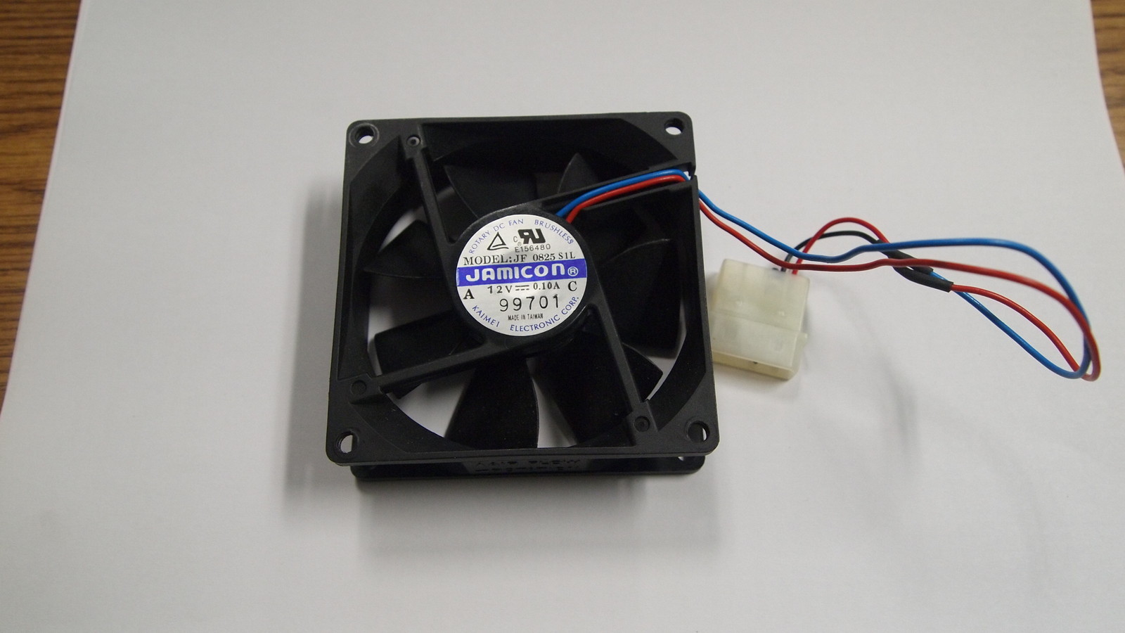 Jamicon 80mm Case Fan 12V DC Quiet High Flow 2000RPM 25CFM JF0825S1L Molex 4 pin