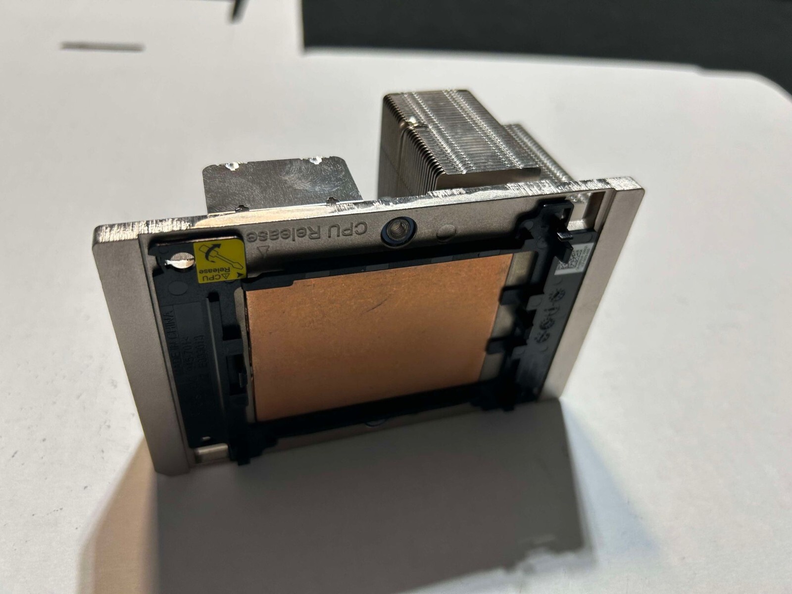Dell EMC POWEREDGE R740 R740XD CPU Cooling Heatsink W/ Support Bracket TRJT7 B