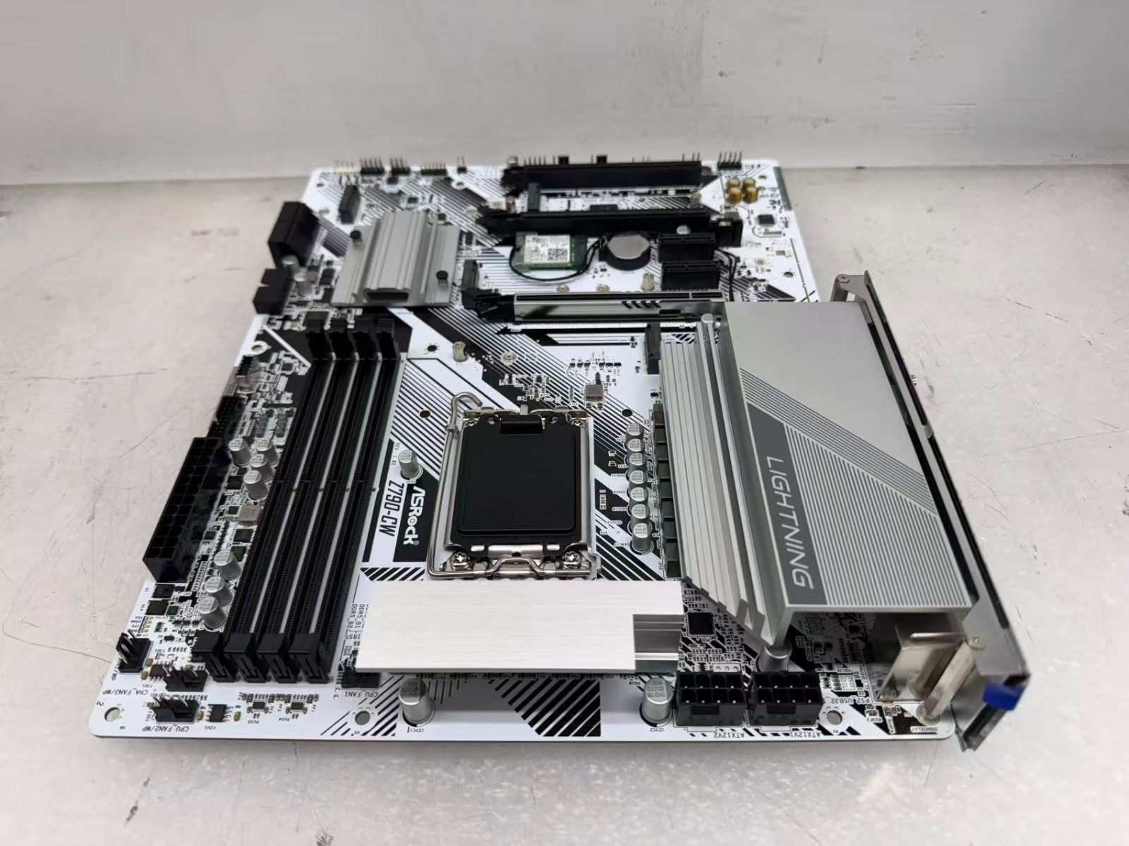 ASRock Z790-CW WIFI ATX Motherboard Intel Socket LGA1700 DDR5 HDMI