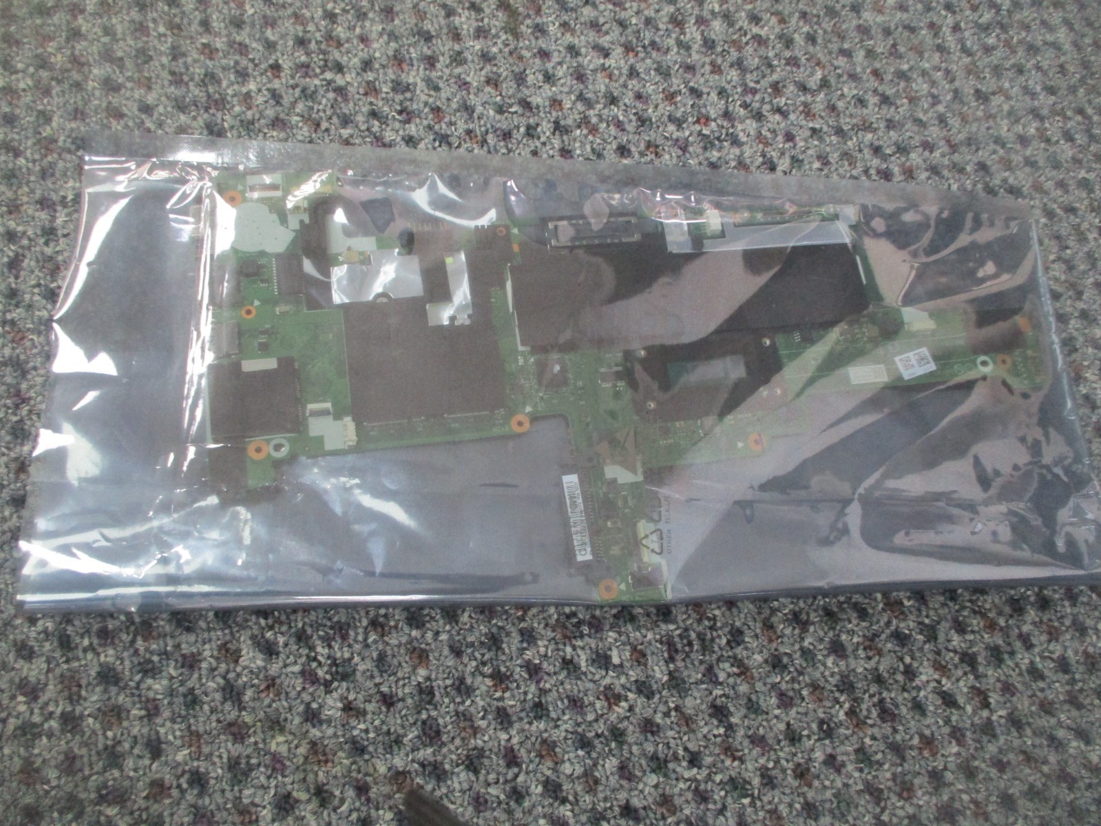 Lenovo 00HN529 5B21U33924 Planar i5-5300U UMA NOK Y-TPM Y-AMT FOR ThinkPad T450s