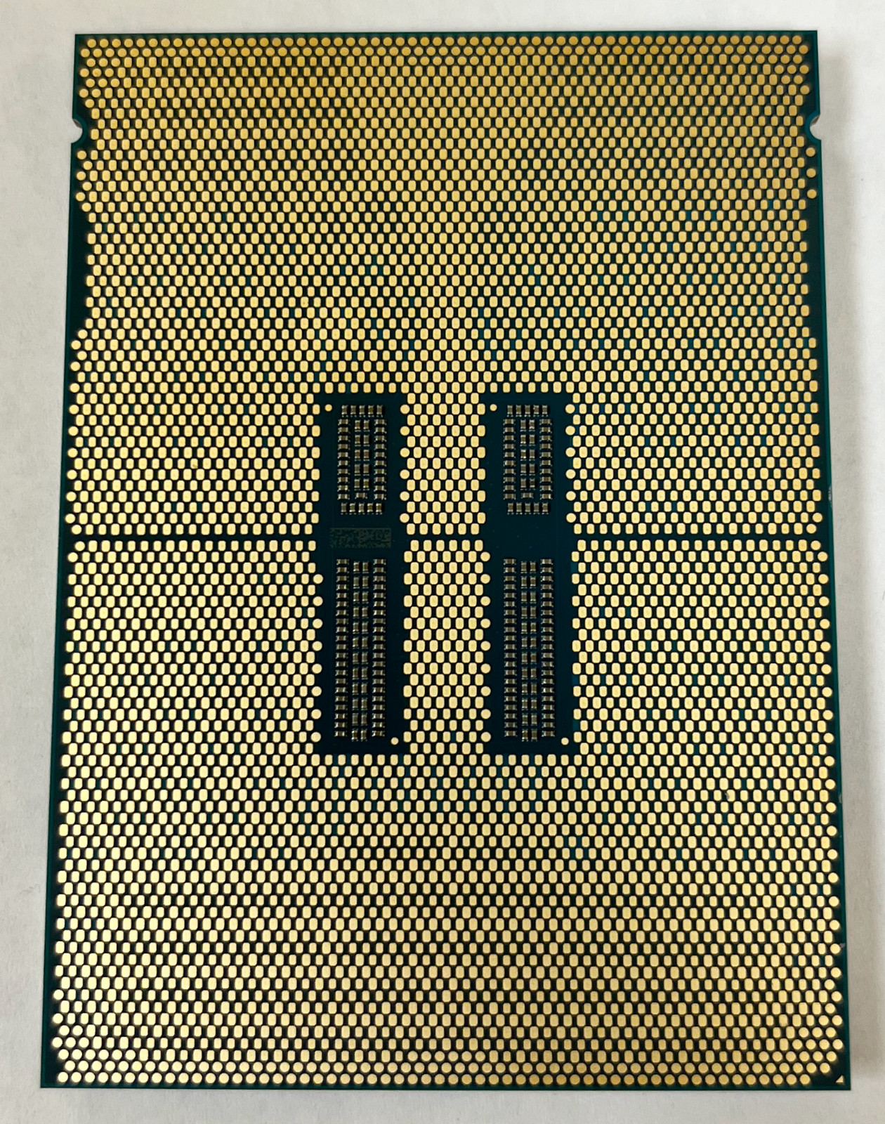 Intel Xeon Platinum SRN59 8568Y+ 48 core 2.30 GHz LGA4677 CPU Processor