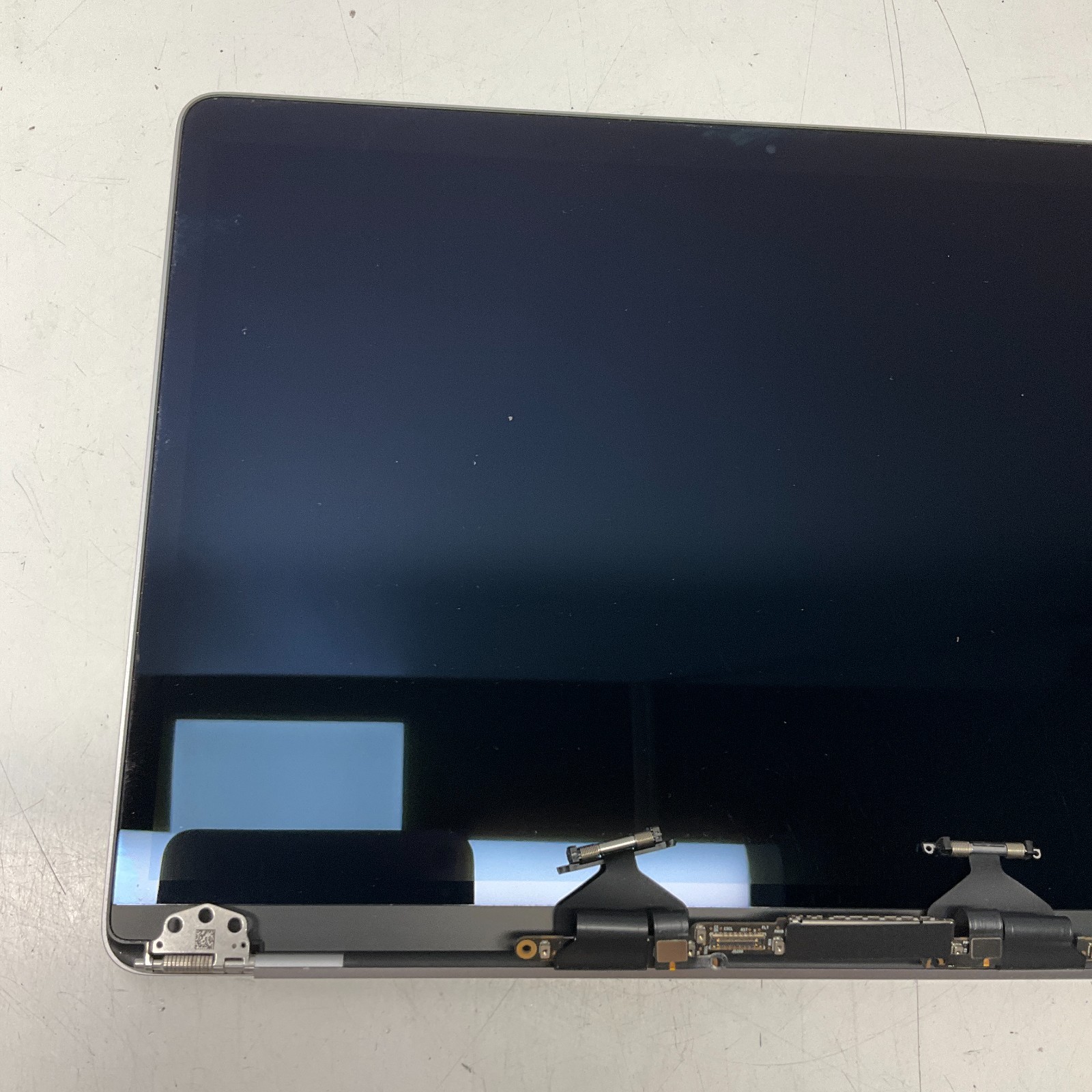 Apple MacBook Pro 13″ A2251 LCD Screen Assembly Space Gray OEM