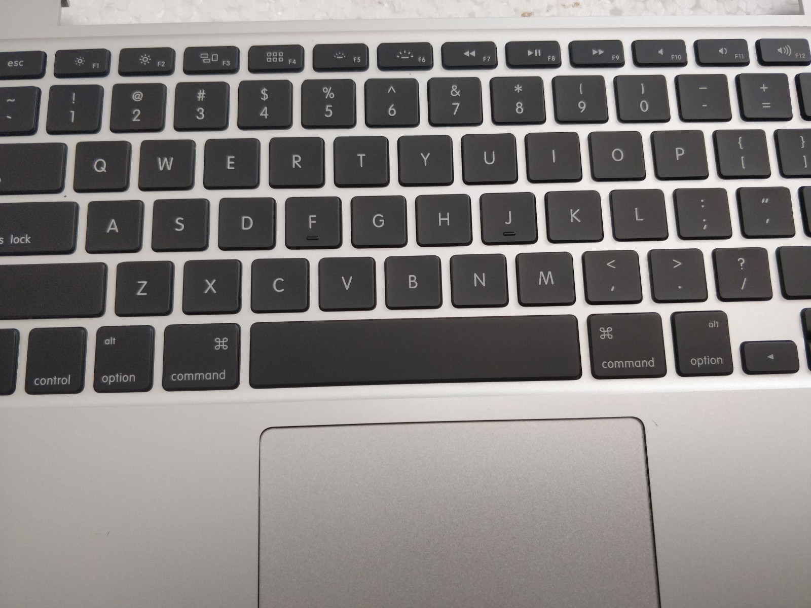 Apple Macbook Pro 13, A1502 ,2015 Logic Board, i5 2.7GHz, 16 GB, 128GB