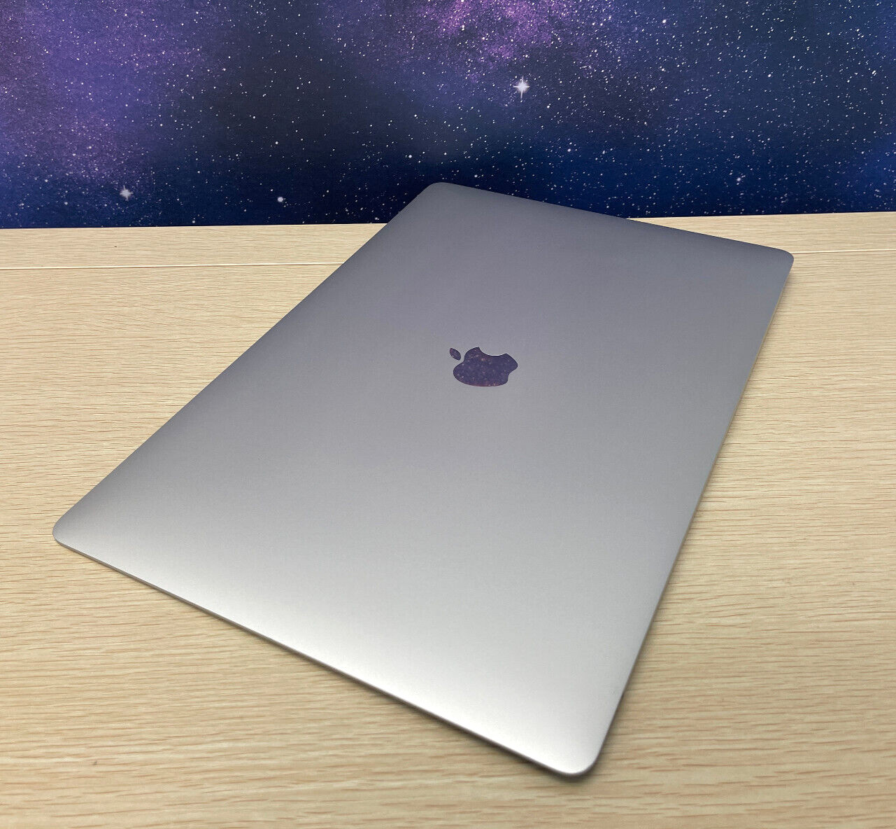 Original Apple Macbook Pro 15″ A1990 2018 2019 LCD Display Assembly Silver – B