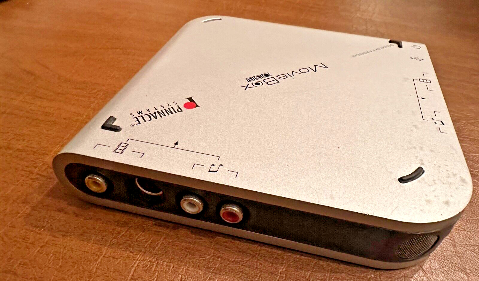Pinnacle Systems GmbH MovieBox USB (No Power Cord)