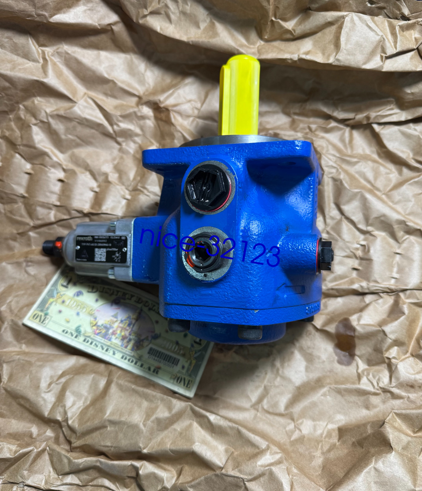 PV7-20/20-20RAO1MAO-10 NEW REXR0TH PUMP MADE IN GERMANY