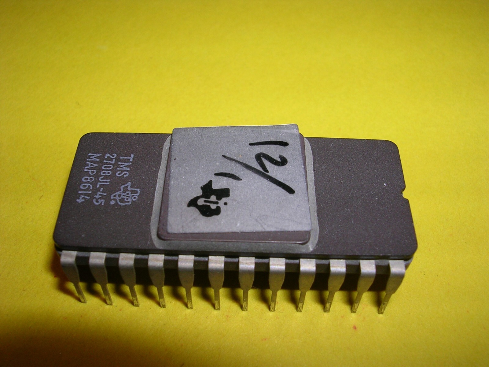 Texas Instruments (TI) TMS2708JL-45 EPROM Chip (Second Source for Intel 2708)