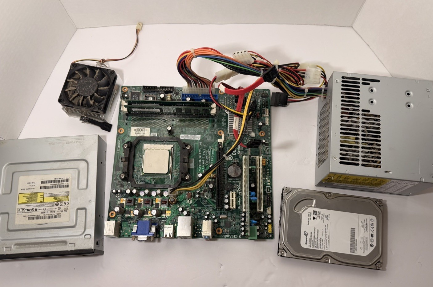 Motherboard HT2000 Athlon CPU Fan HDD 250GB Power Block Unknown Specs *READ*