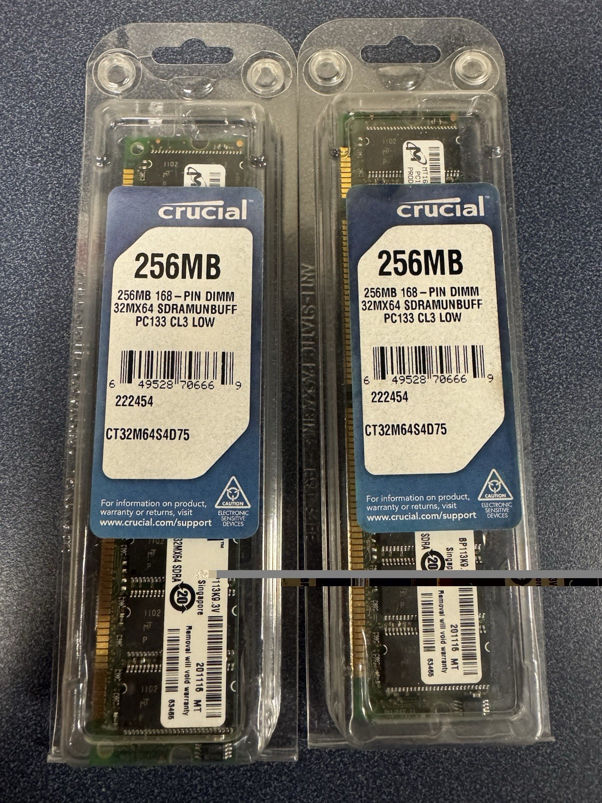 LOT OF 2 new Crucial 512MB (2x256MB) 168-Pin DIMM SDRAM PC133 CL3 Unbuffered