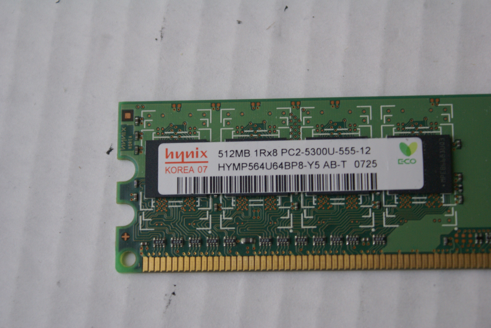 Hynix HYMP564U64BP8-Y5 2x512MB (1GB Total) RAM 1Rx8 PC2-5300U-555-12
