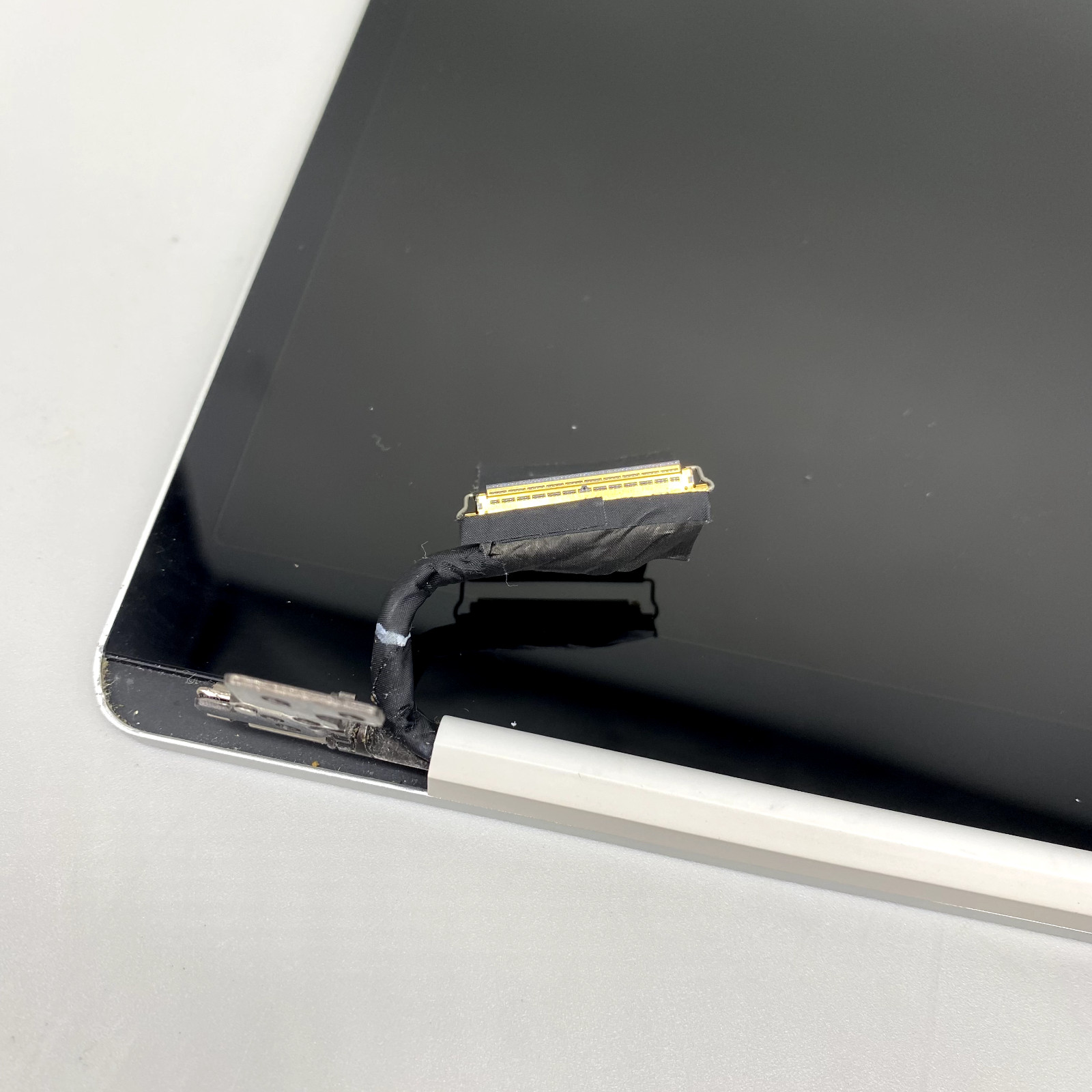 Genuine Microsoft Surface LCD Screen for Laptop Go 1943 Silver -GOOD