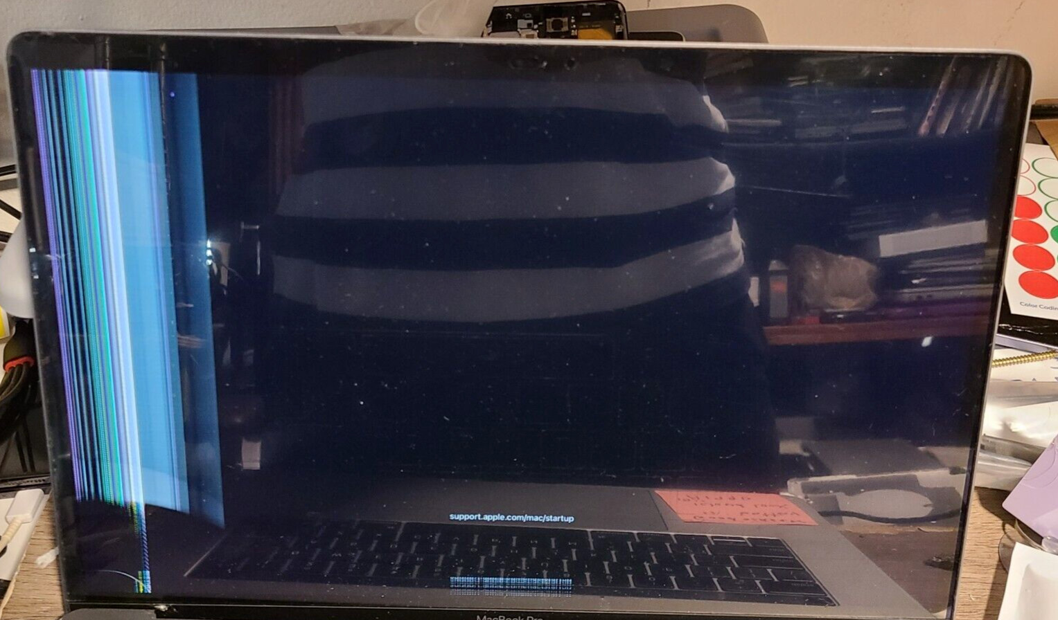 15″ MacBook Pro A1707 Silver 2016 2017 Display LCD Assembly / Defect Left Side