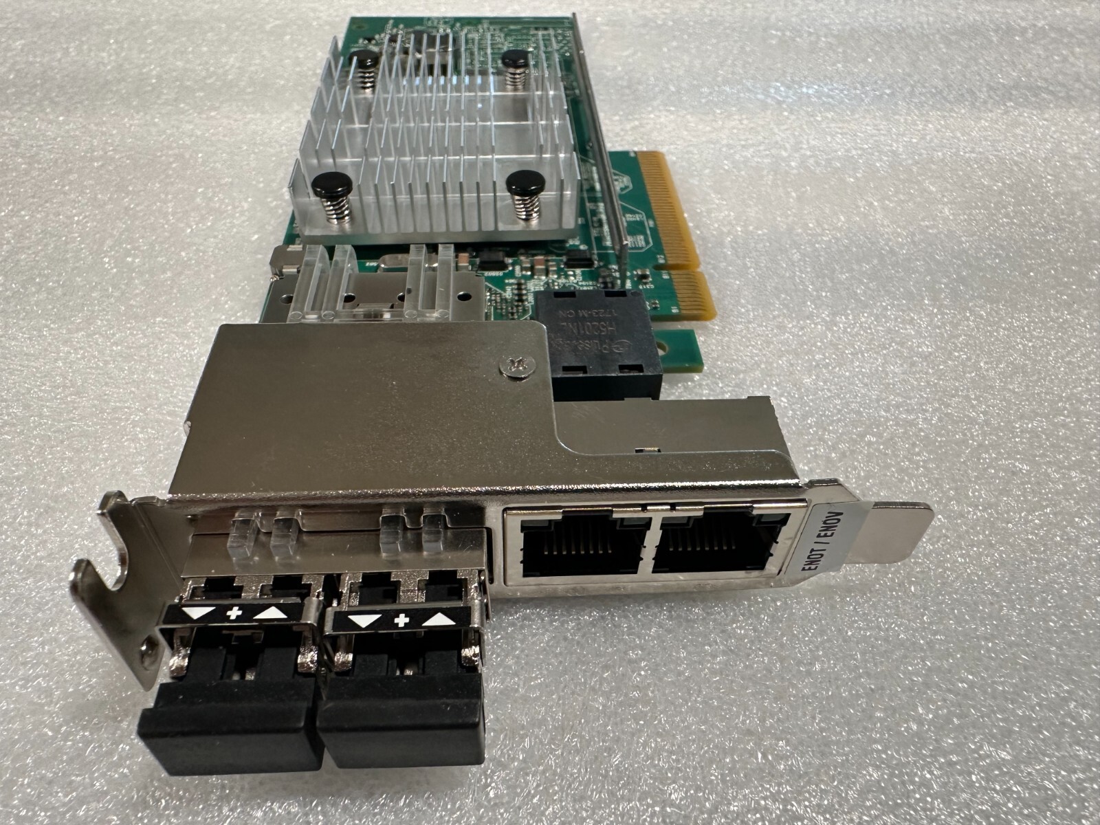 IBM EN0T PCIe2 4-Port (10Gb+1GbE) SR+RJ45 Adapter 00E2719 / 00E2715 LP