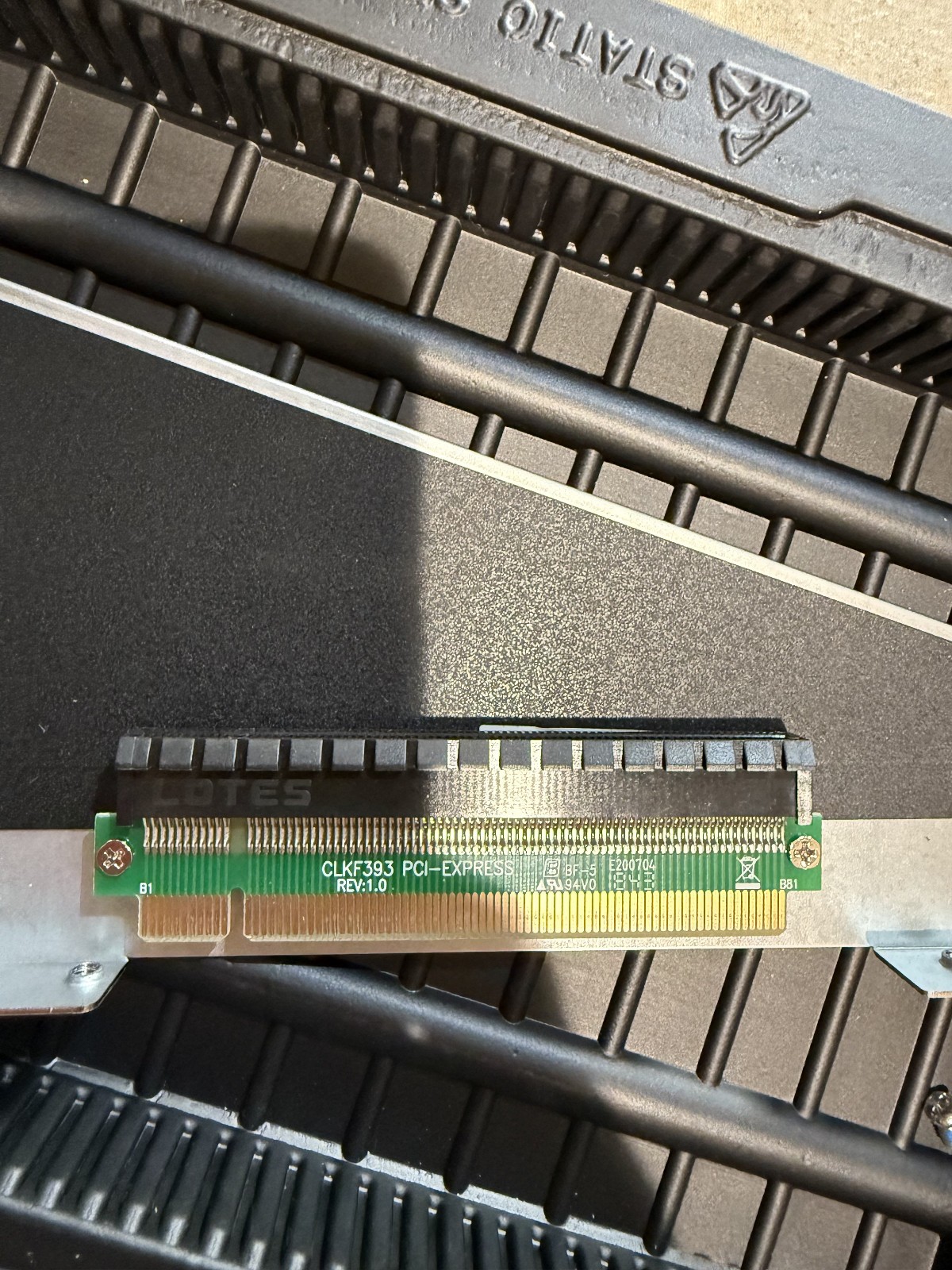 Lotes PCI-Express CLKF393 Riser Card and Frame
