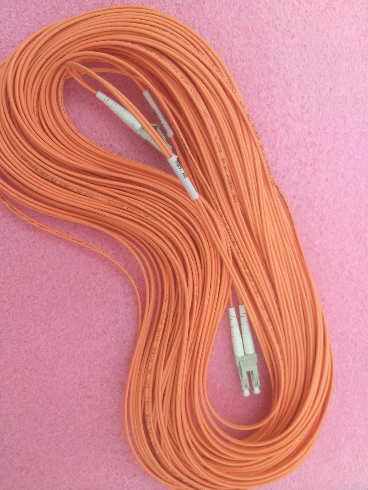 Netapp 112-00063+A0 30m,optical cable w/ LC LC connectors,R6 for DS14 (X6519A-R6