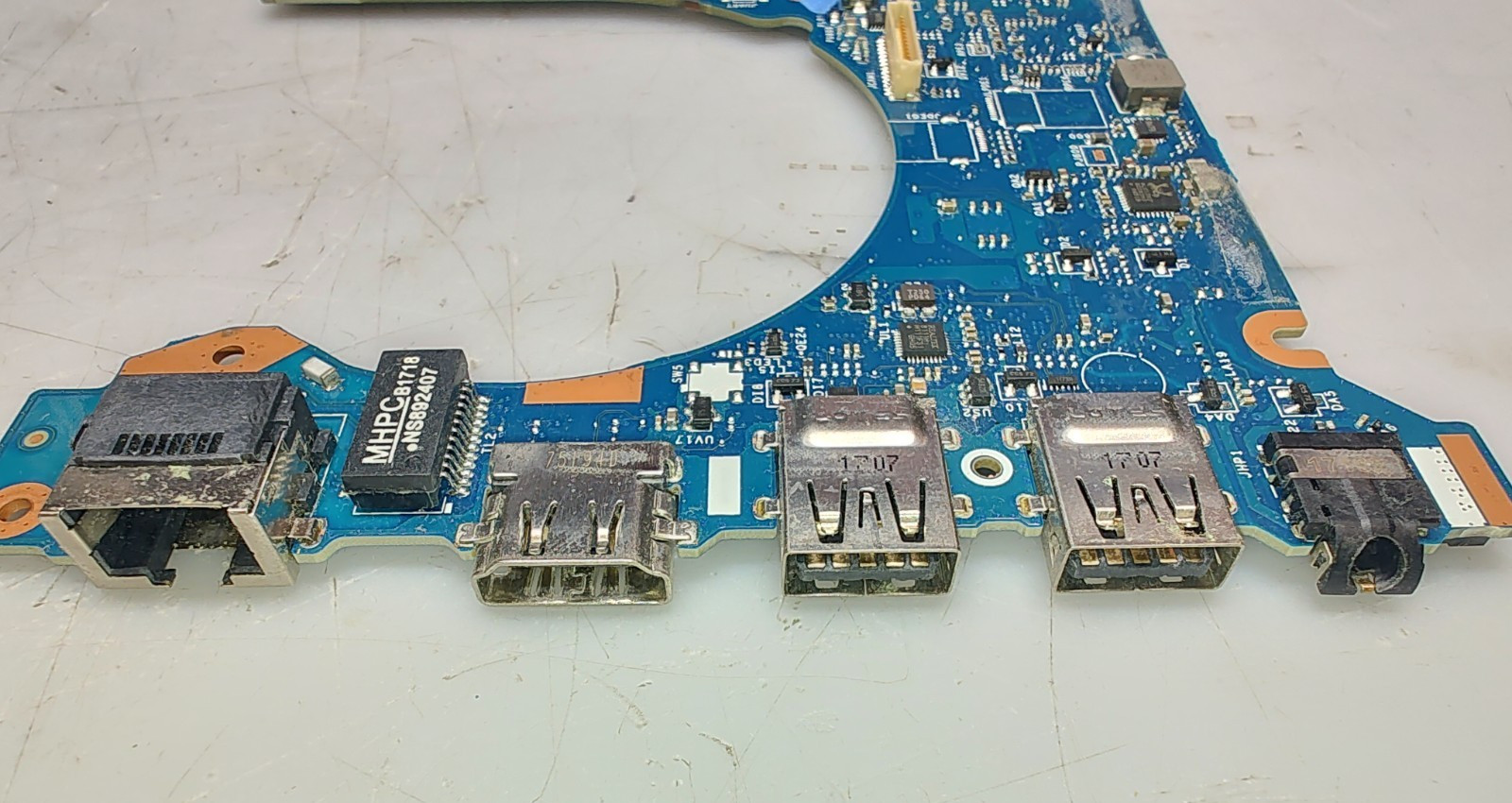 Dell Inspiron 15 7567 Motherboard i7-7700HQ 2.8GHz GTX1050 4GB P84C9 LA-D993P