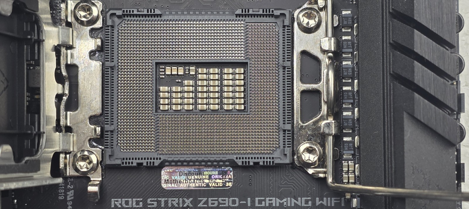 ASUS ROG Strix Z690-I Gaming WiFi LGA 1700 DDR5 PCIe 5.0 Mini-ITX Motherboard