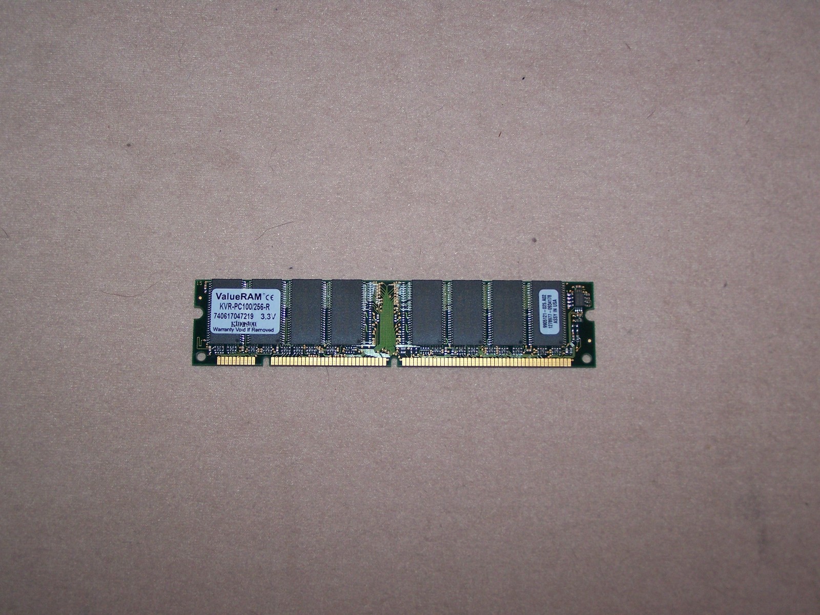 Kingston PC100 256MB RAM, KVR-PC100/256R, 9905121-025.A02