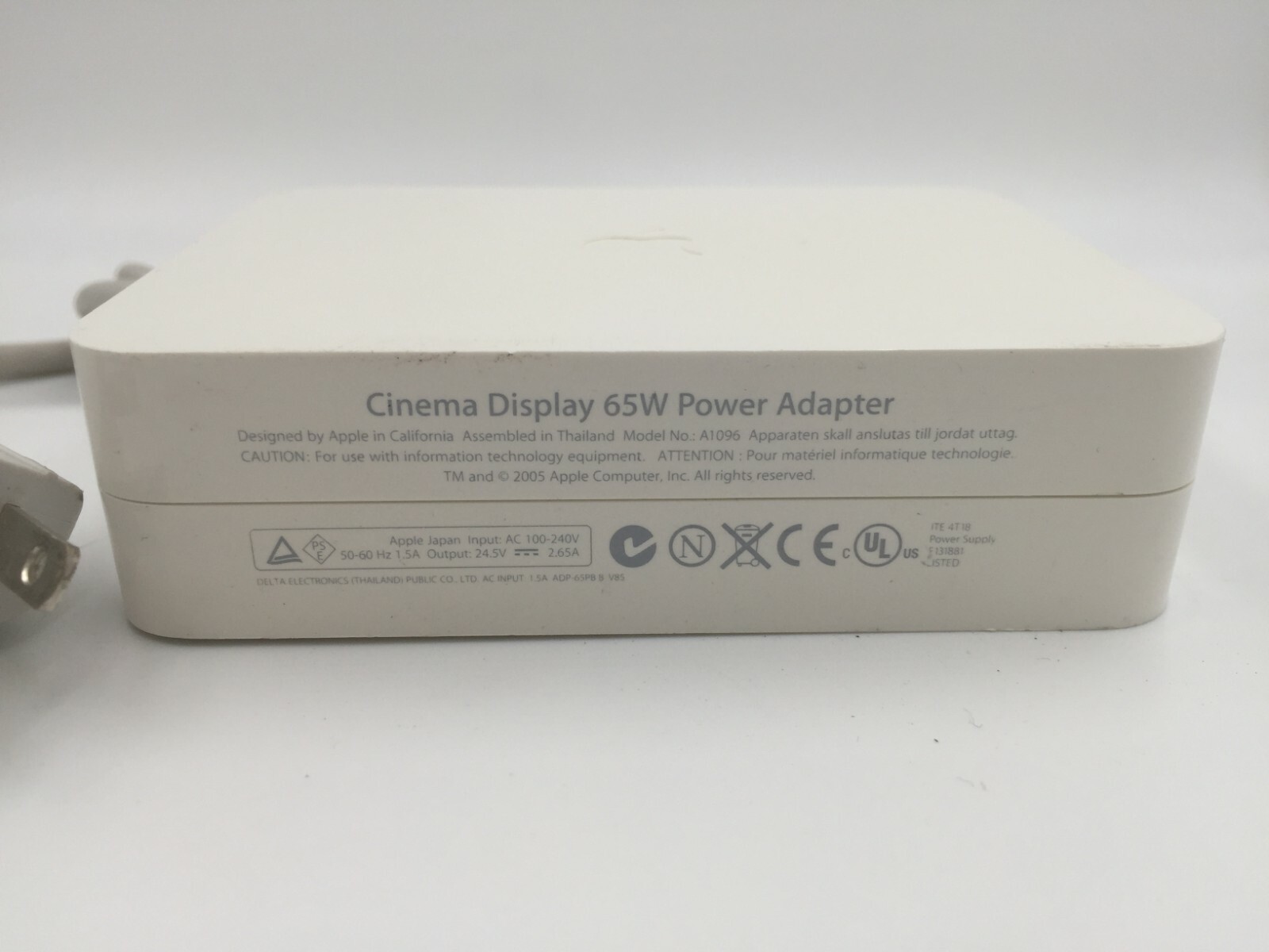 GENUINE Apple OEM A1096 Cinema Display Power Adapter 65W w/ Cord