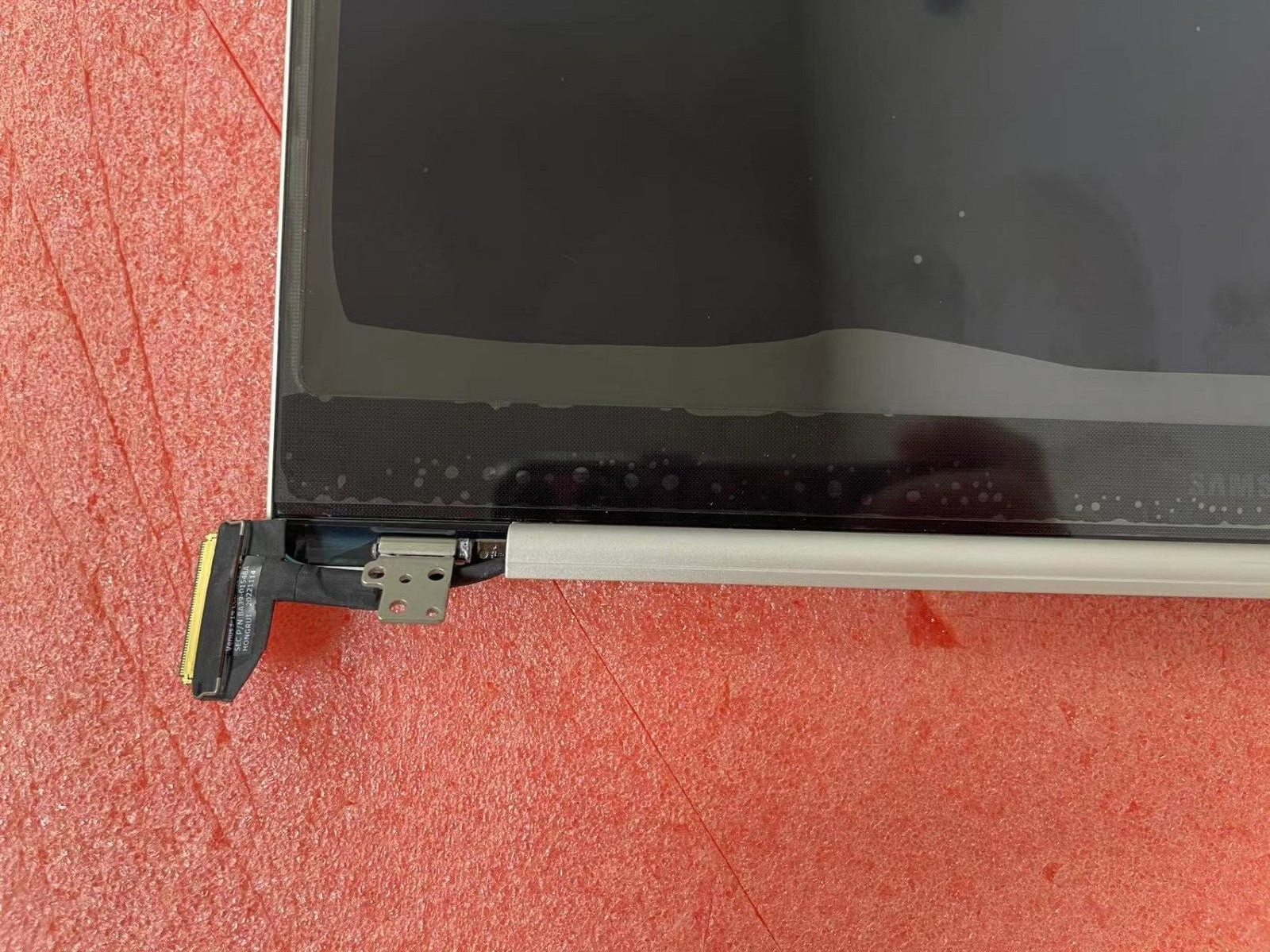 Samsung Galaxy Book3 Pro NP940XFG LCD 14″ 2880X1800 AMOLED Top Assembly Silver